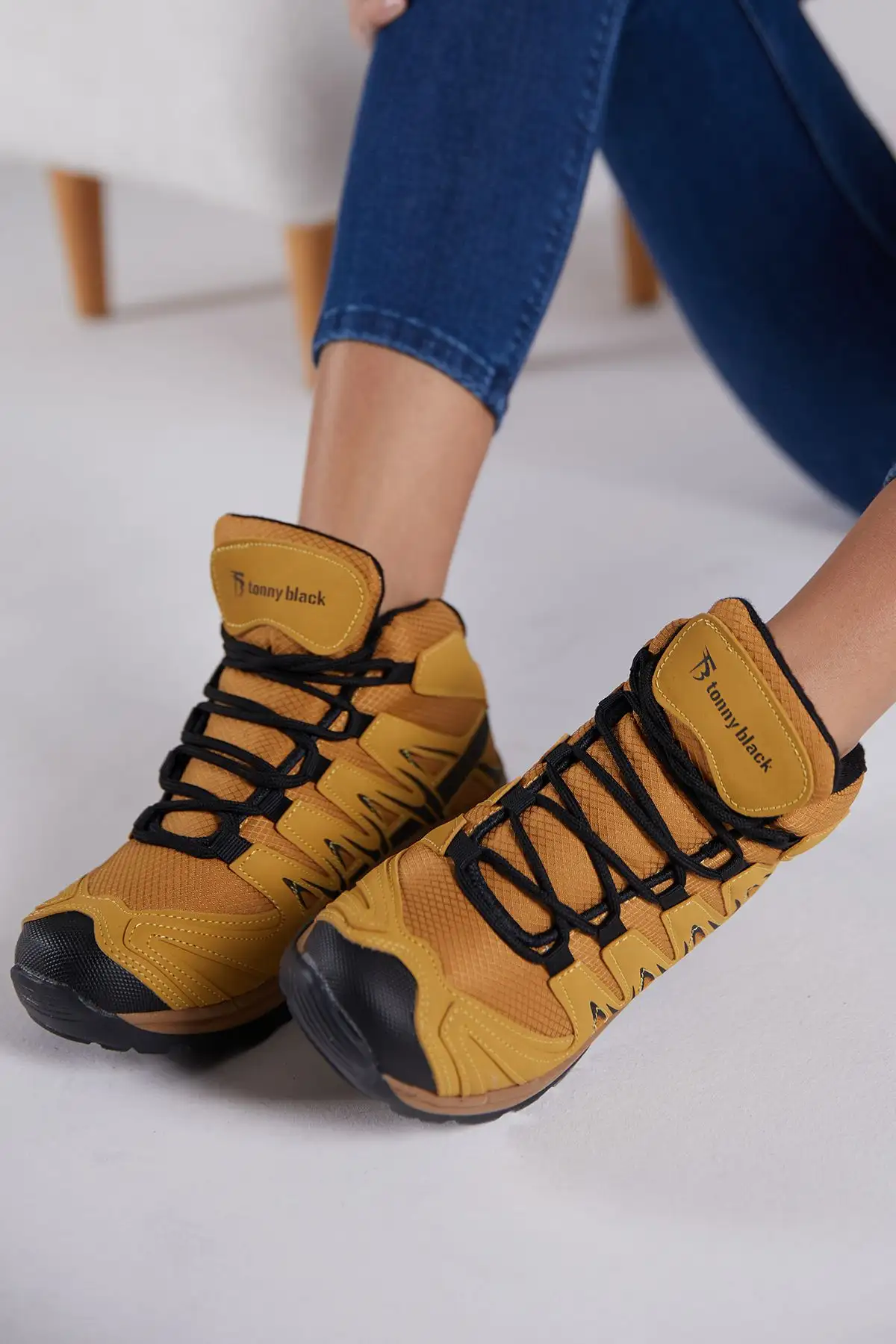 چکمه یونیسکس شتر کوهنوردی Tb601 - 79 چکمه یونیسکس شتر کوهنوردی Tb601 - 79