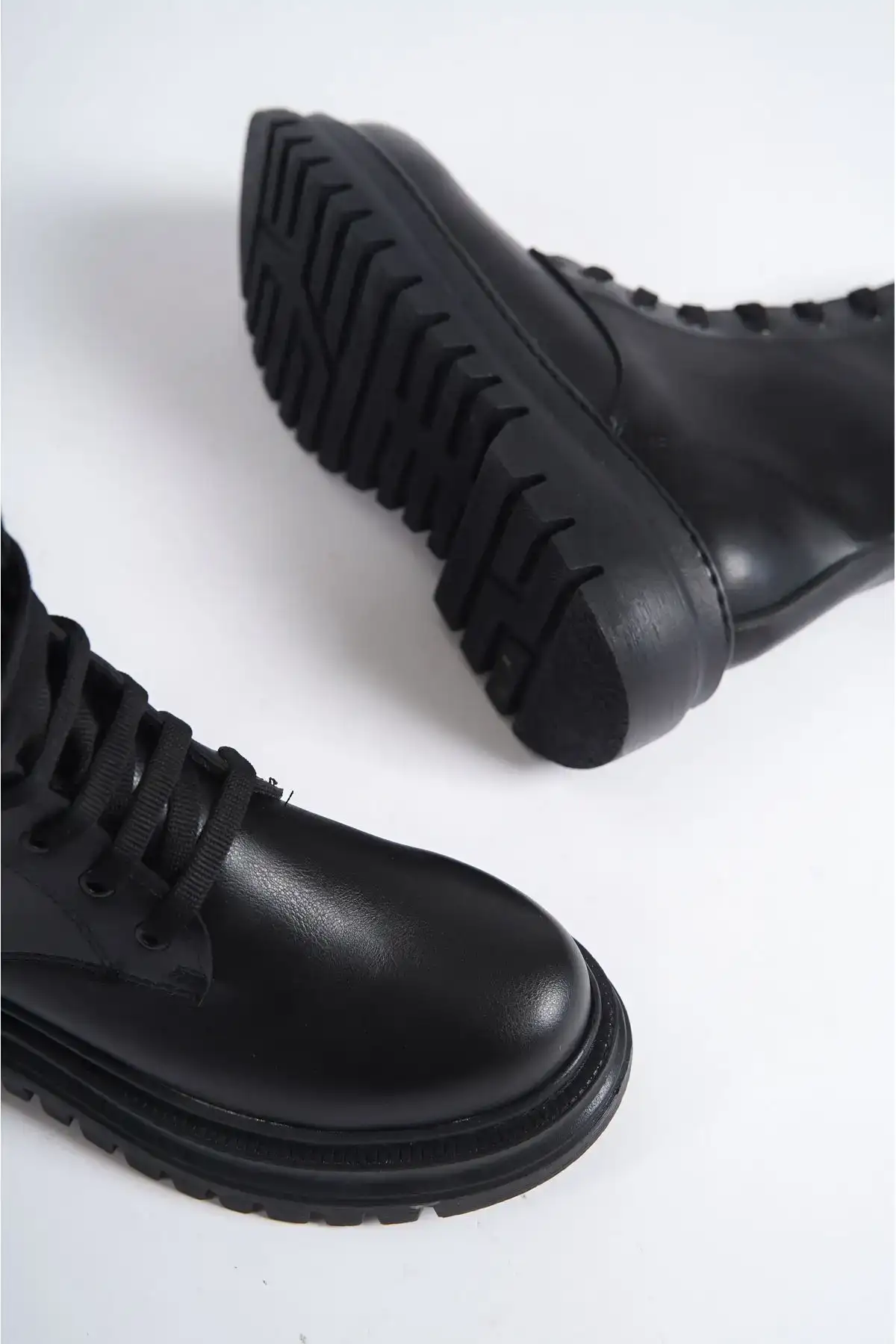 چکمه های خزدار مشکی زنانه ضد سرما با چکمه های زیپ دار - 121 چکمه های خزدار مشکی زنانه ضد سرما با چکمه های زیپ دار - 121