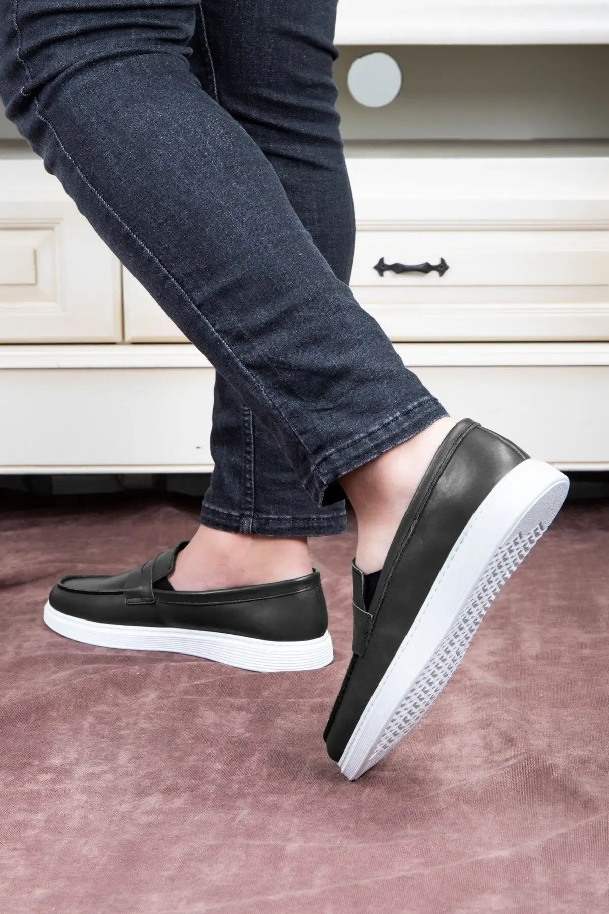 تریم کفش راحتی مردانه چرم اصل کفش لوفر، کفش روشن، کفش تابستانی مشکی - 719 تریم کفش راحتی مردانه چرم اصل کفش لوفر، کفش روشن، کفش تابستانی مشکی - 719