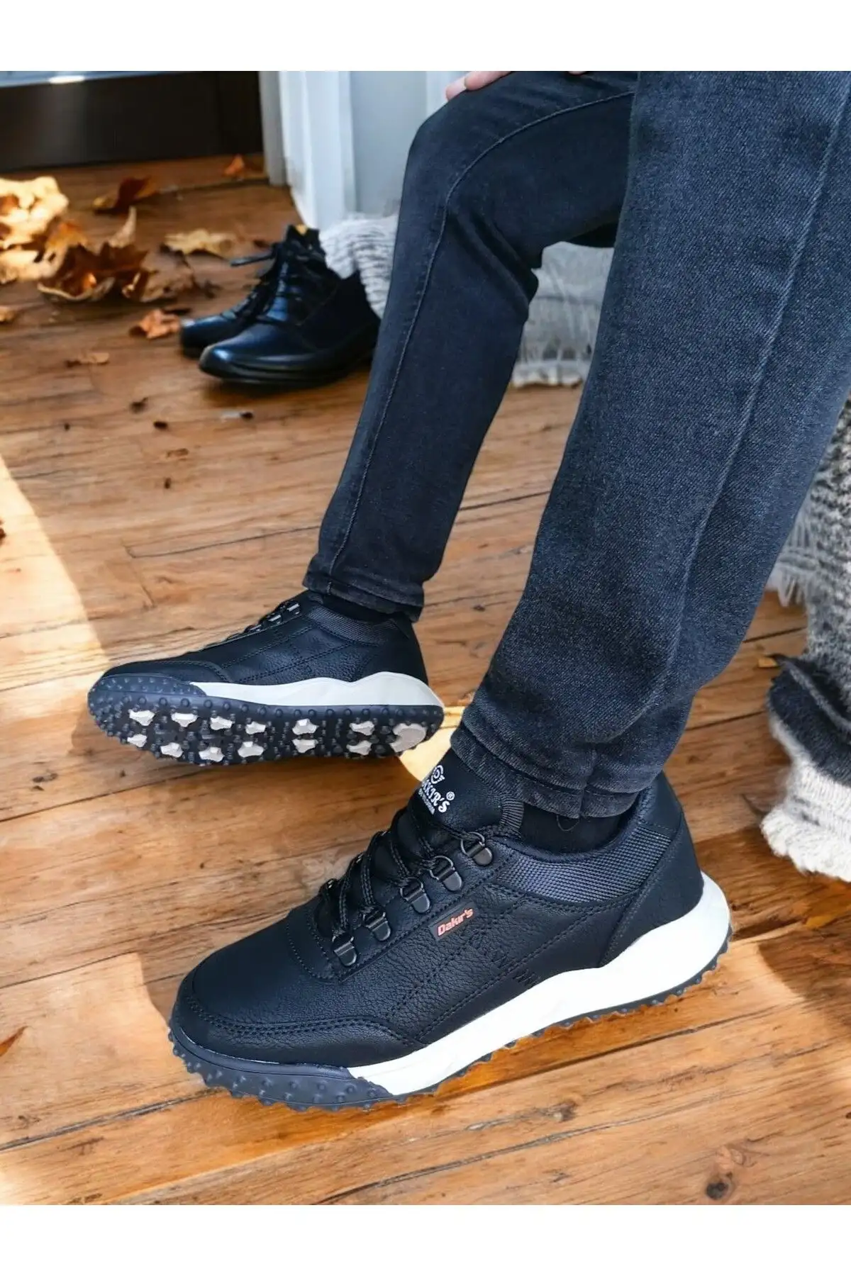 کفش ورزشی ضد آب روزانه ارتوپدی مردانه چرمی مشکی DK MİHRA1102 - 226 کفش ورزشی ضد آب روزانه ارتوپدی مردانه چرمی مشکی DK MİHRA1102 - 226