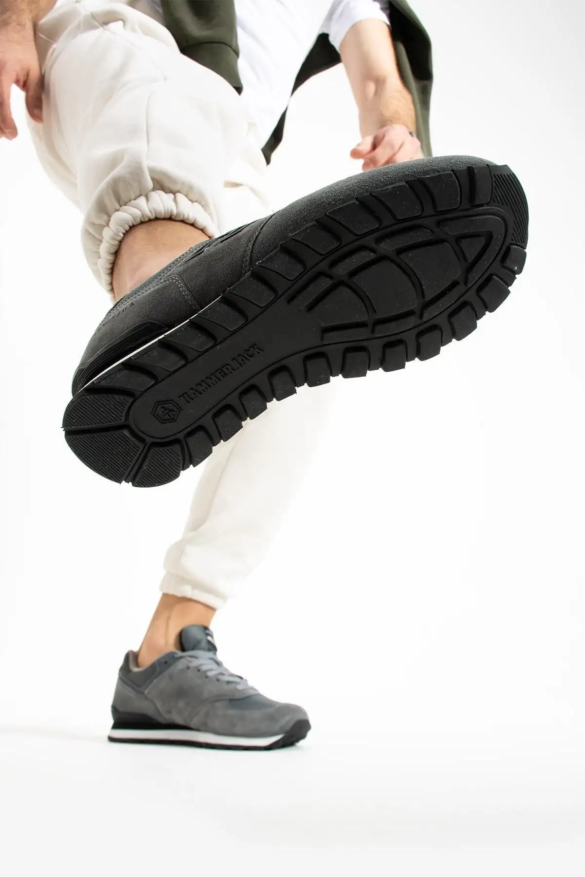 کفش اسپرت مردانه چرم اصل شیلی Meet Grey-Black - 262