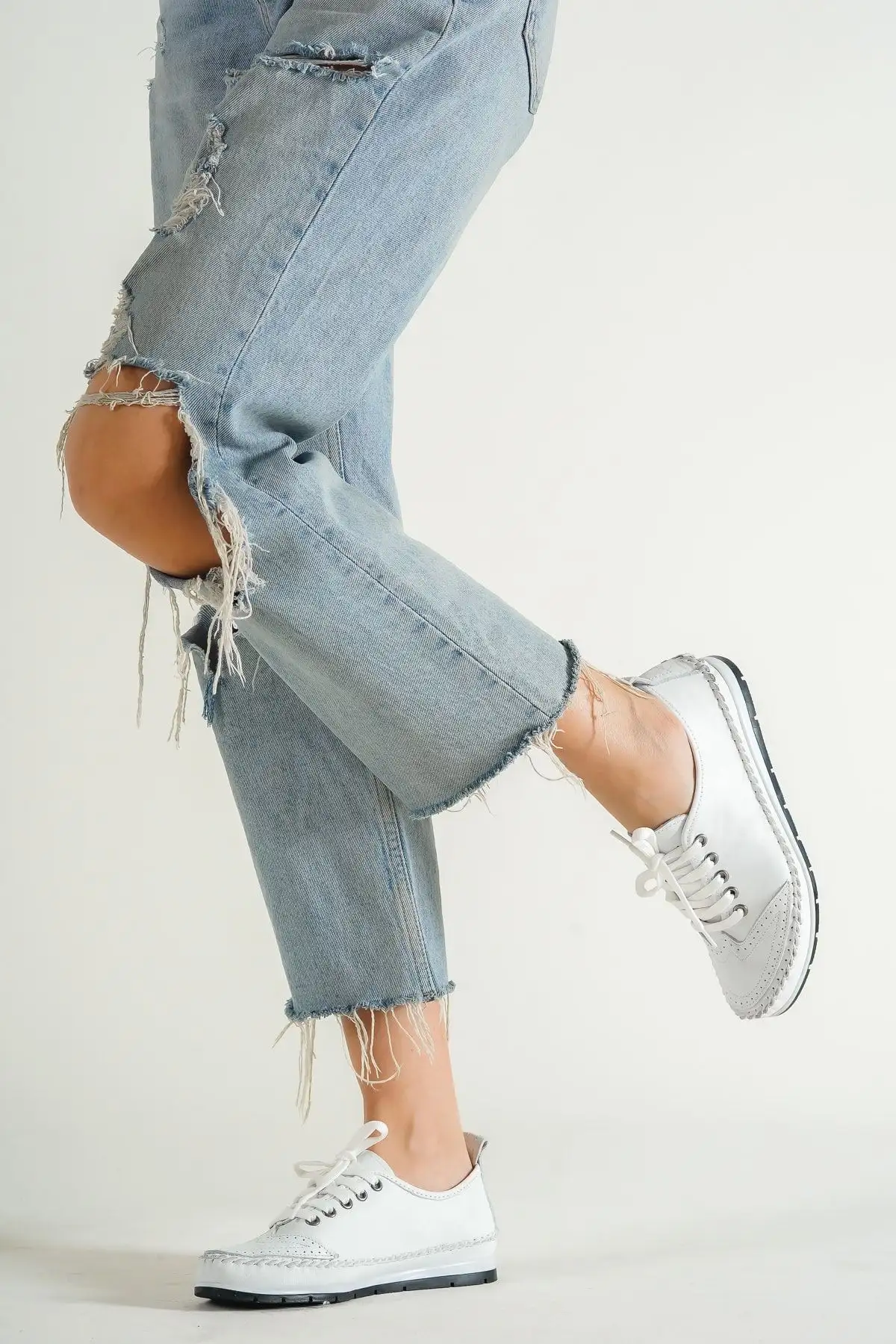 بالرین زنانه چرم سفید چرم اصل Dp16-0061 - 859 بالرین زنانه چرم سفید چرم اصل Dp16-0061 - 859