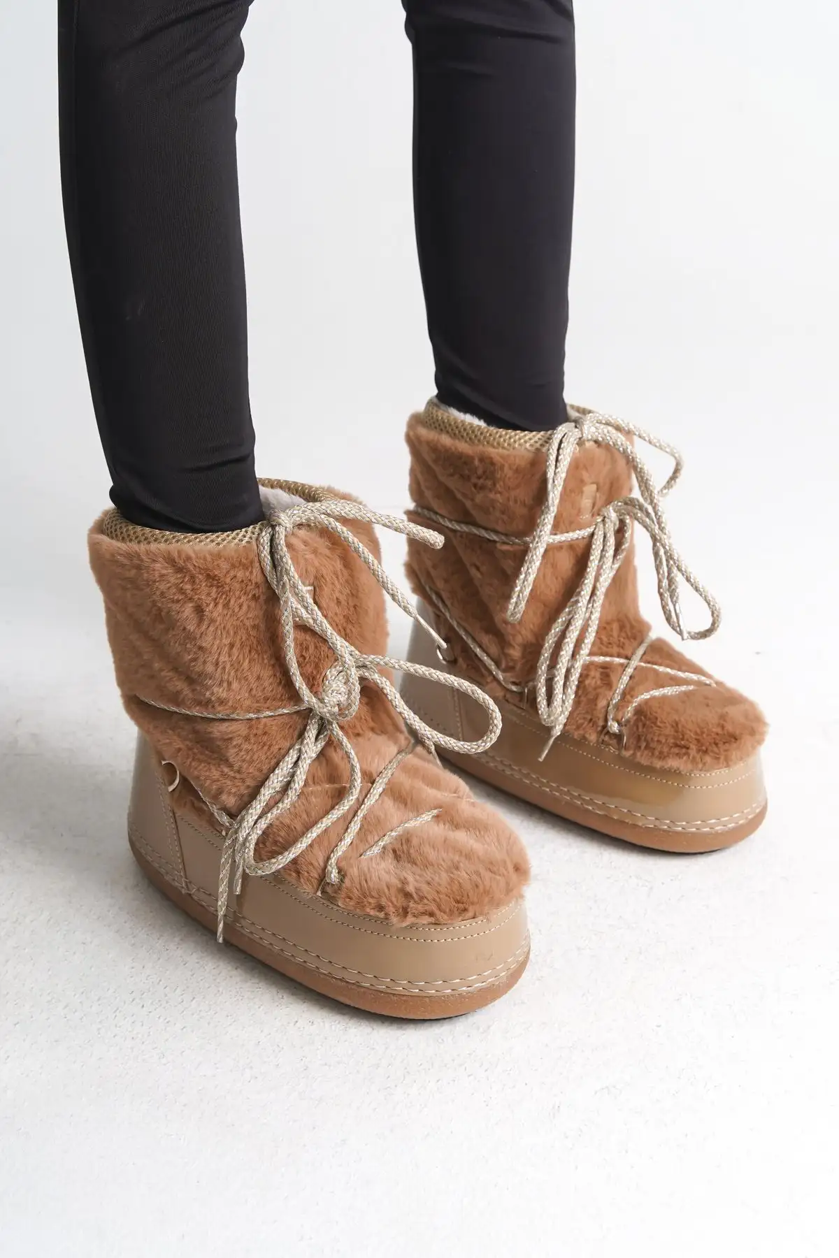 چکمه های برفی زنانه زیره ضخیم شِرلینگ - 1358 چکمه های برفی زنانه زیره ضخیم شِرلینگ - 1358