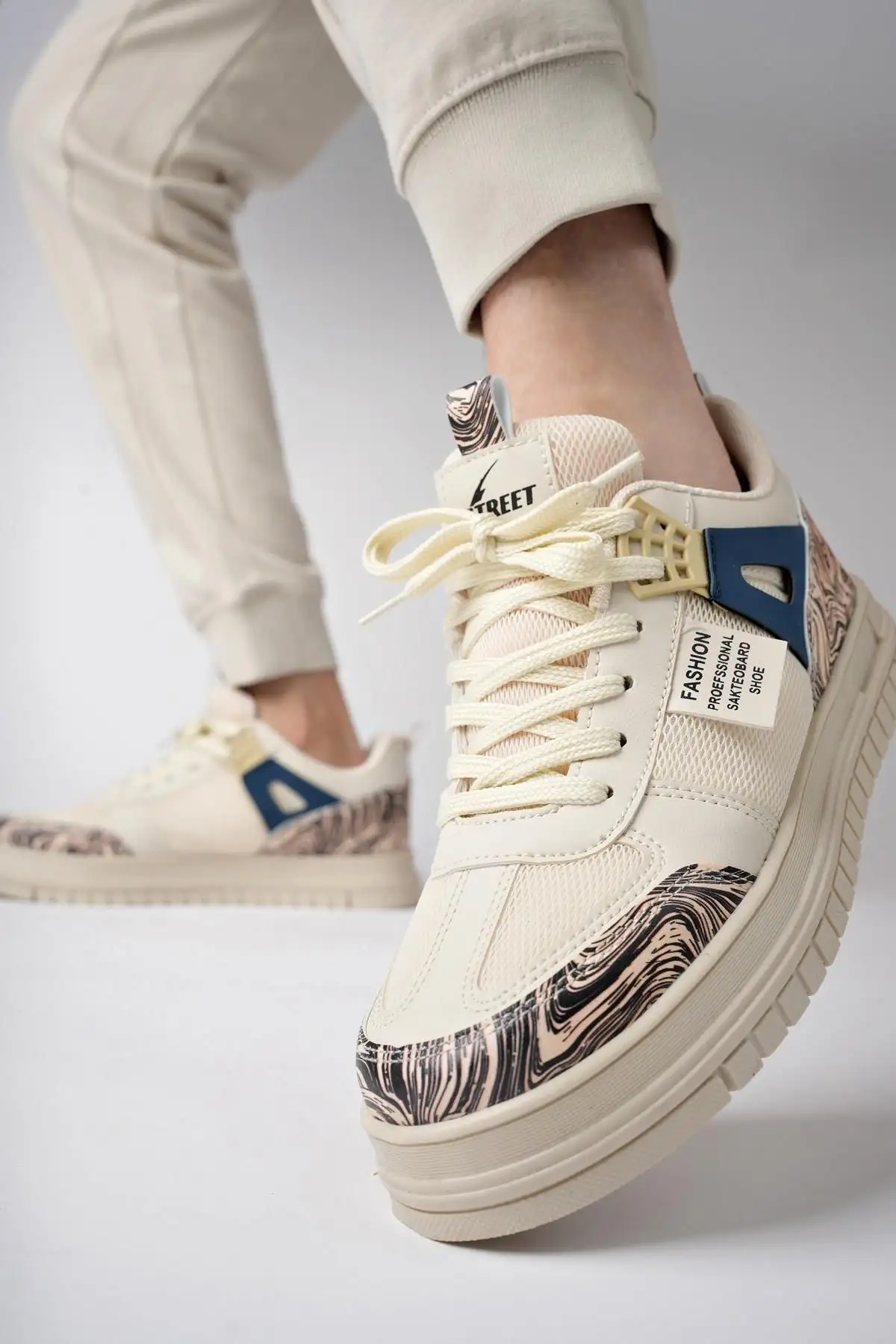 4921 کفش اسپرت یونیسکس کفش کتانی بدون لغزش - 20 4921 کفش اسپرت یونیسکس کفش کتانی بدون لغزش - 20