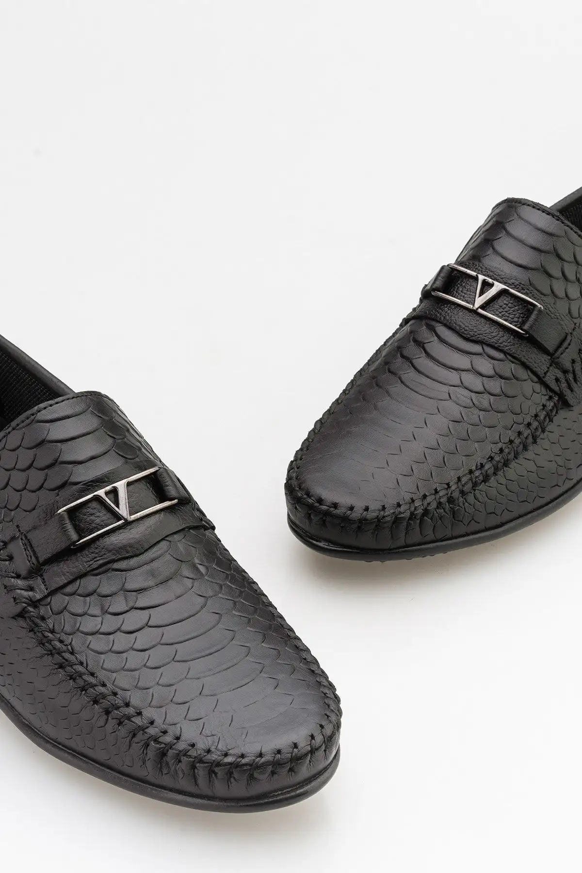 ژل چرم اصل مردانه مشکی کفش راحتی روزانه لوفر - 717