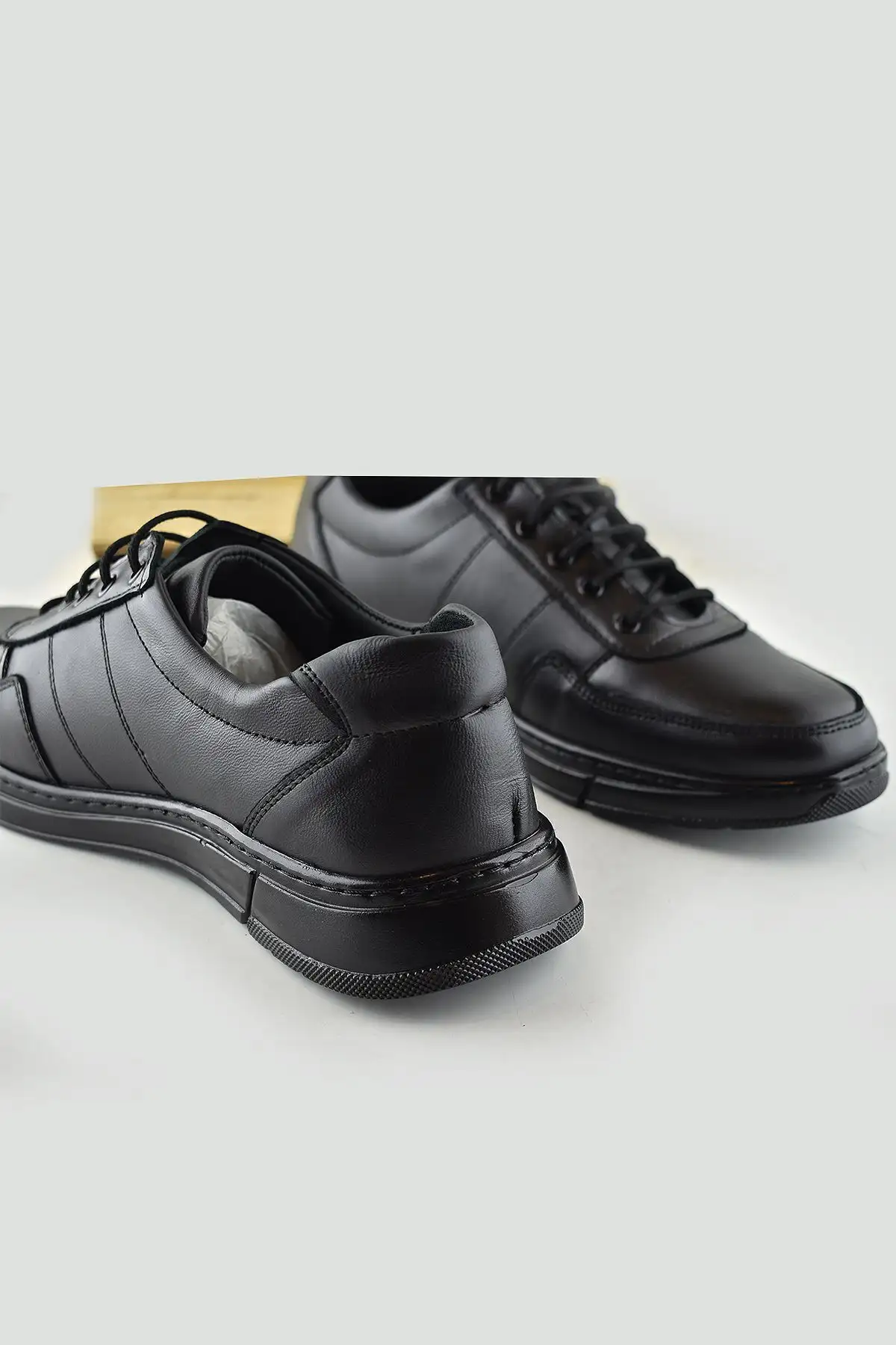 502 ارتوپدی ماساژ پاشنه کفش چرم طبیعی مردانه بند دار - 482 502 ارتوپدی ماساژ پاشنه کفش چرم طبیعی مردانه بند دار - 482