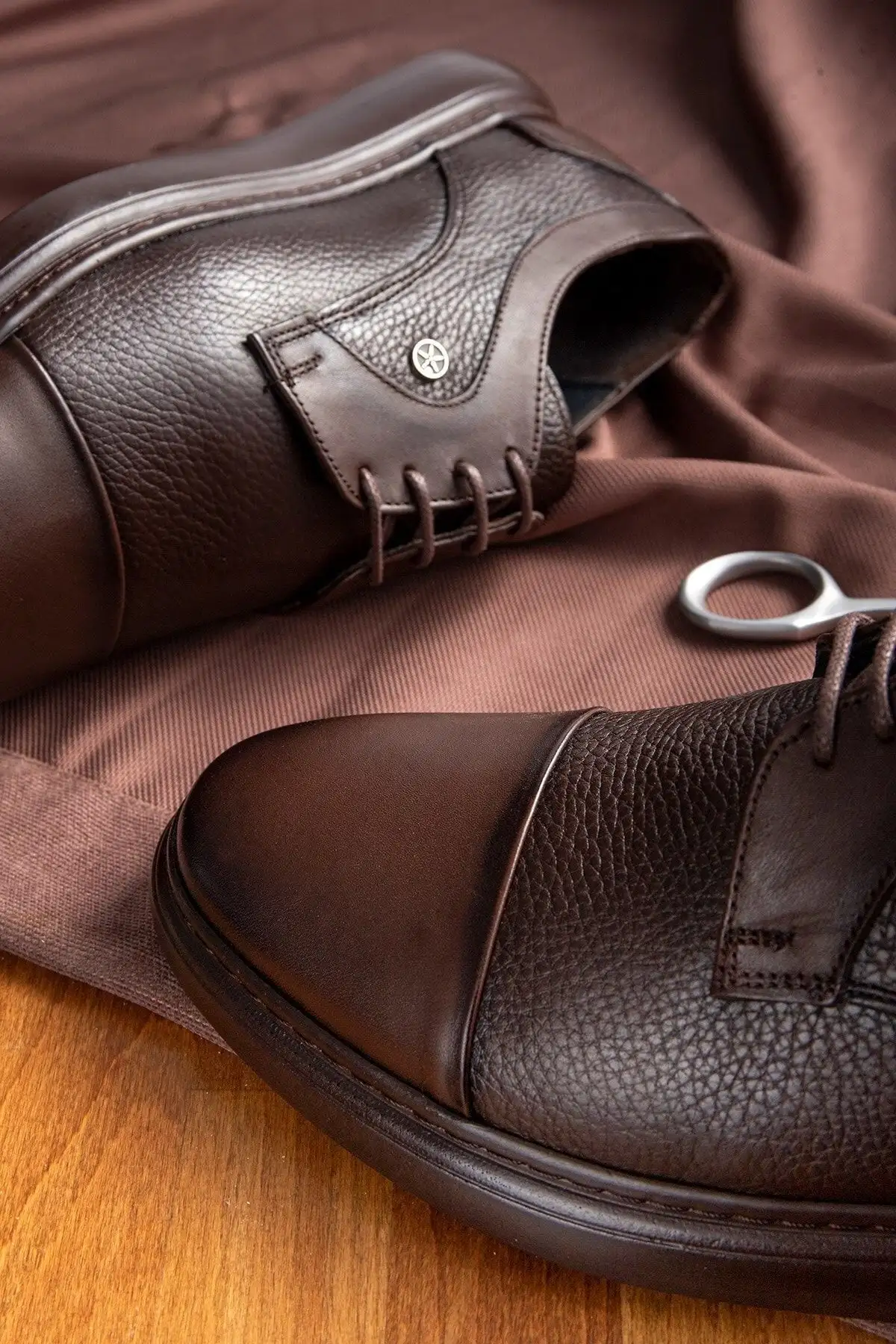 کفش کلاسیک روزانه مردانه چرم اصل استرن، کفش کلاسیک چرم اصل، دربی کلاسیک - 512 کفش کلاسیک روزانه مردانه چرم اصل استرن، کفش کلاسیک چرم اصل، دربی کلاسیک - 512