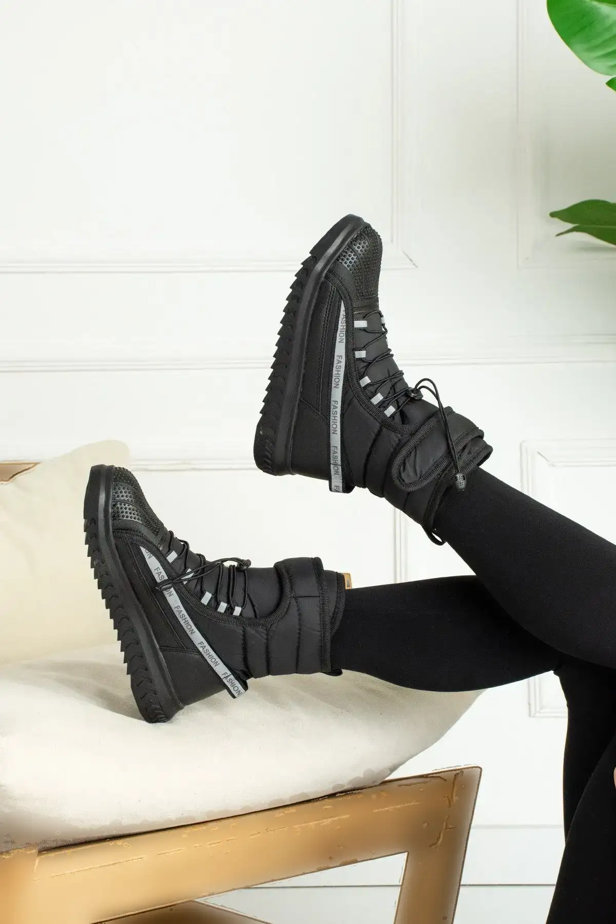 چکمه های برفی یونیسکس زنانه - مردانه - بچه گانه با خز داخل، نوار چسب، کفش زیره ضد لغزش - 1038 چکمه های برفی یونیسکس زنانه - مردانه - بچه گانه با خز داخل، نوار چسب، کفش زیره ضد لغزش - 1038