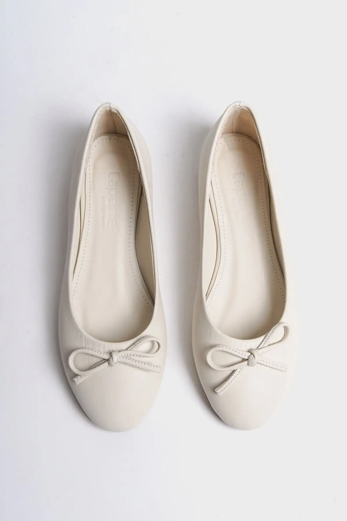 بالرین زنانه چرم اصل با پاپیون و پنجه گرد - 1268 بالرین زنانه چرم اصل با پاپیون و پنجه گرد - 1268