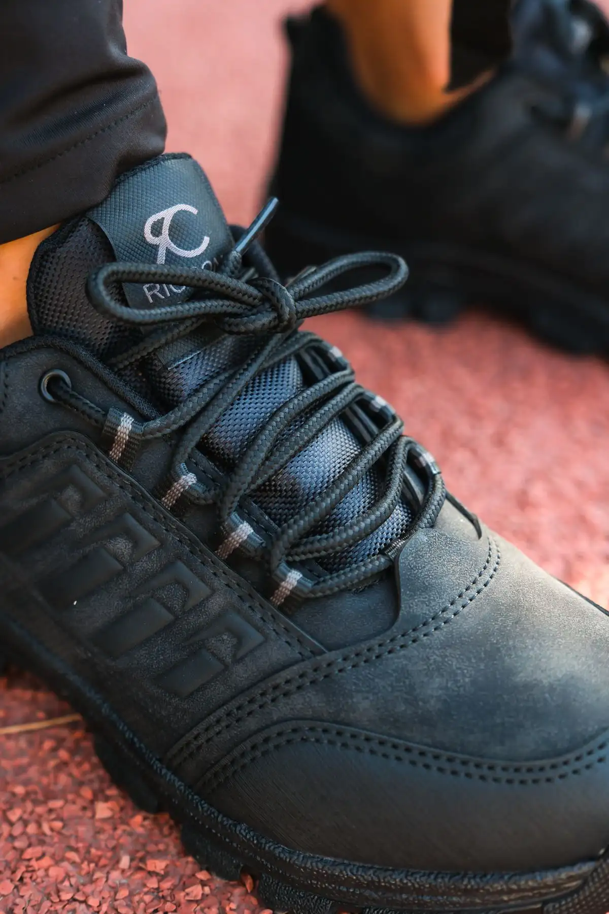 کفش کوهنوردی یونیسکس مشکی 0012x5 - 350 کفش کوهنوردی یونیسکس مشکی 0012x5 - 350