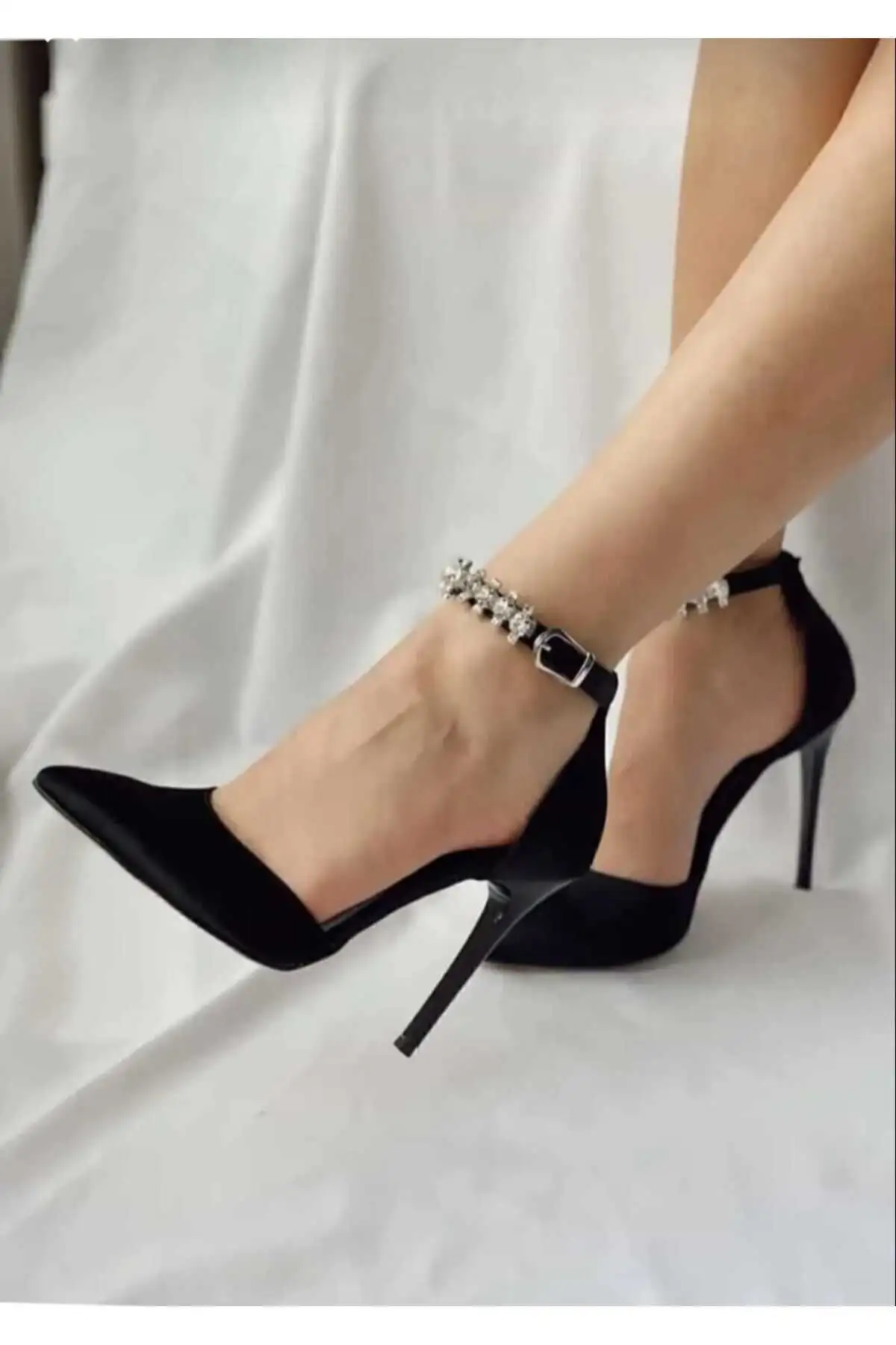 کفش پاشنه ساتن 10.5 سانتی متری - 433 کفش پاشنه ساتن 10.5 سانتی متری - 433