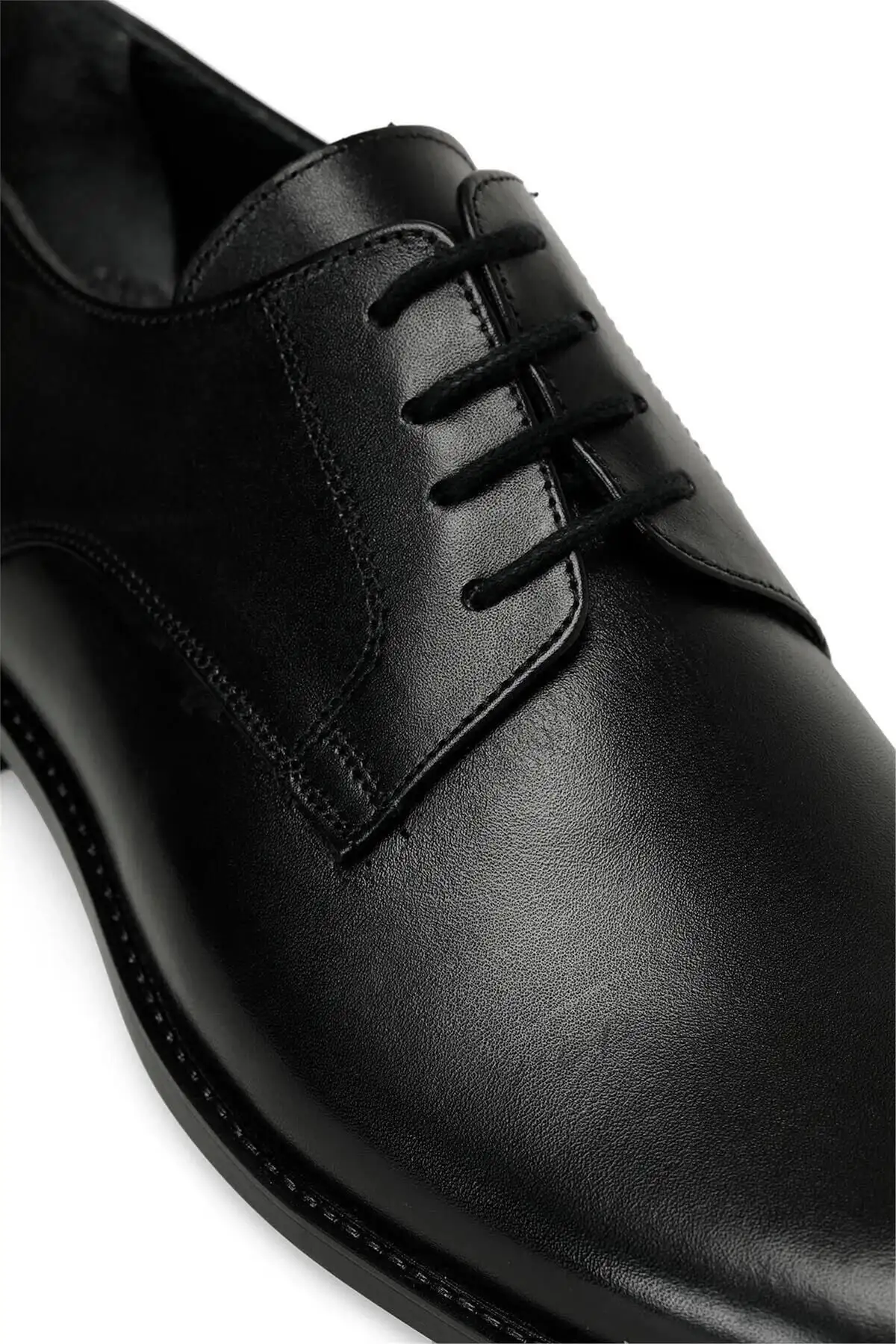 کفش کلاسیک مردانه مشکی مدل 4p Toby 4fx A10154478108010 - 680 کفش کلاسیک مردانه مشکی مدل 4p Toby 4fx A10154478108010 - 680