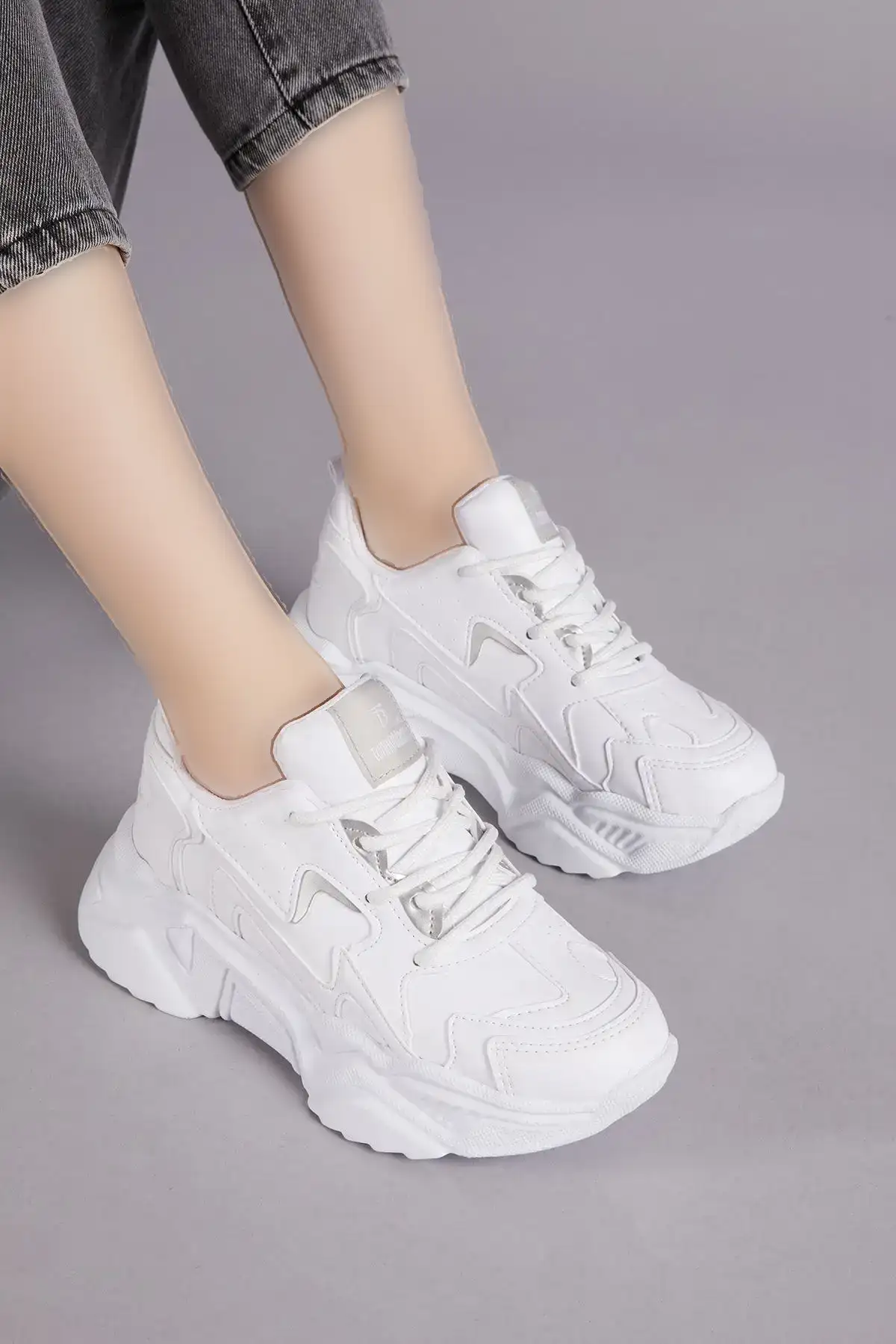 کفش اسپرت سفید زنانه Dnz - 310 کفش اسپرت سفید زنانه Dnz - 310