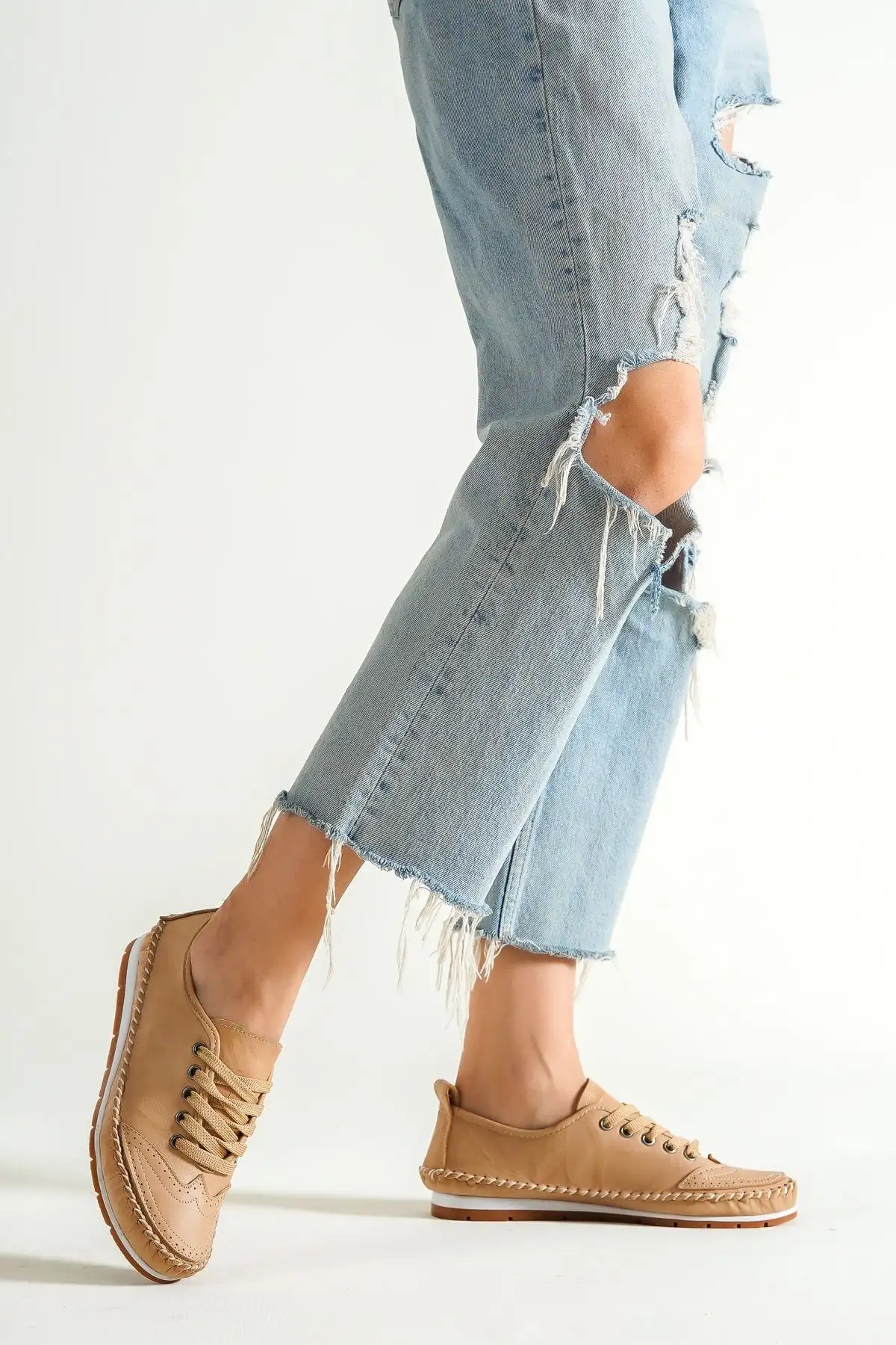 بالرین های چرم زنانه چرم اصل بژ Dp16-0061 - 1287 بالرین های چرم زنانه چرم اصل بژ Dp16-0061 - 1287