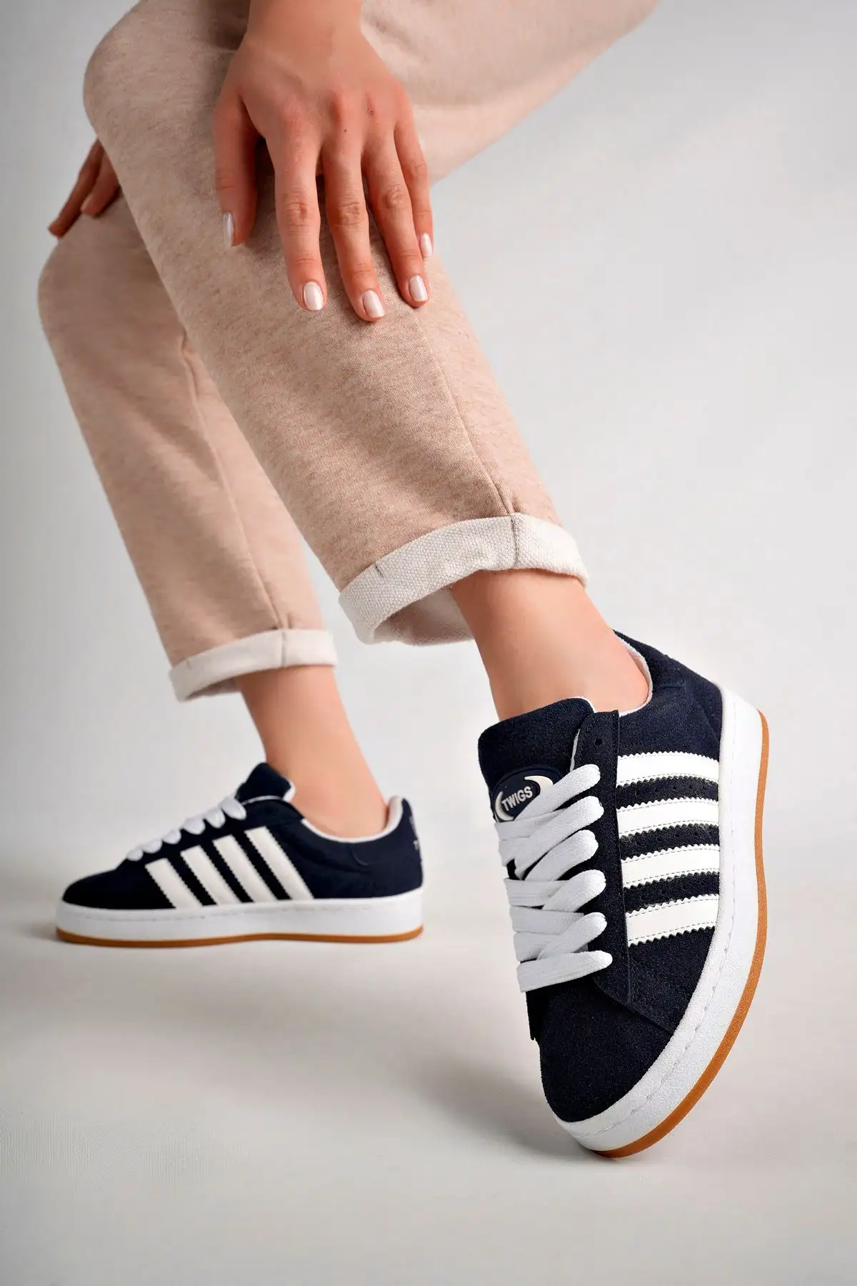 کفش ورزشی اسپرت مشکی سفید - 474 کفش ورزشی اسپرت مشکی سفید - 474