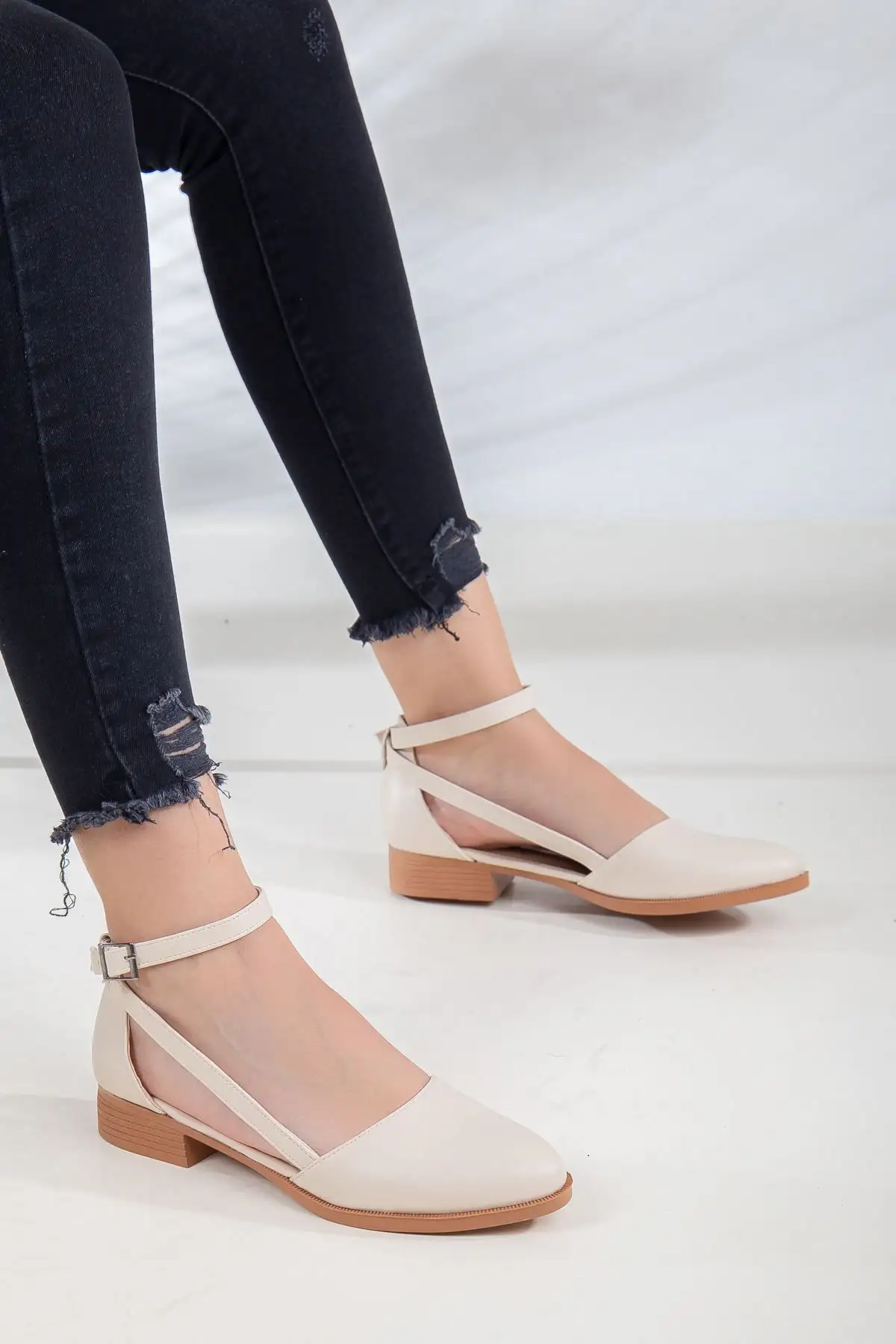 کفش پاشنه بلند راینا بژ - 1308