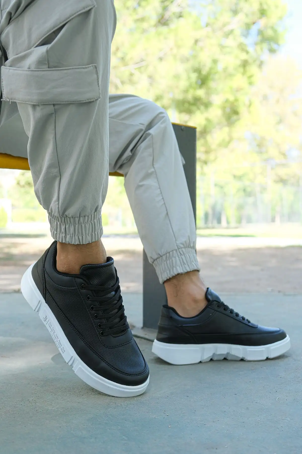 کفش کتانی مردانه سفید مشکی 0012x20 - 242