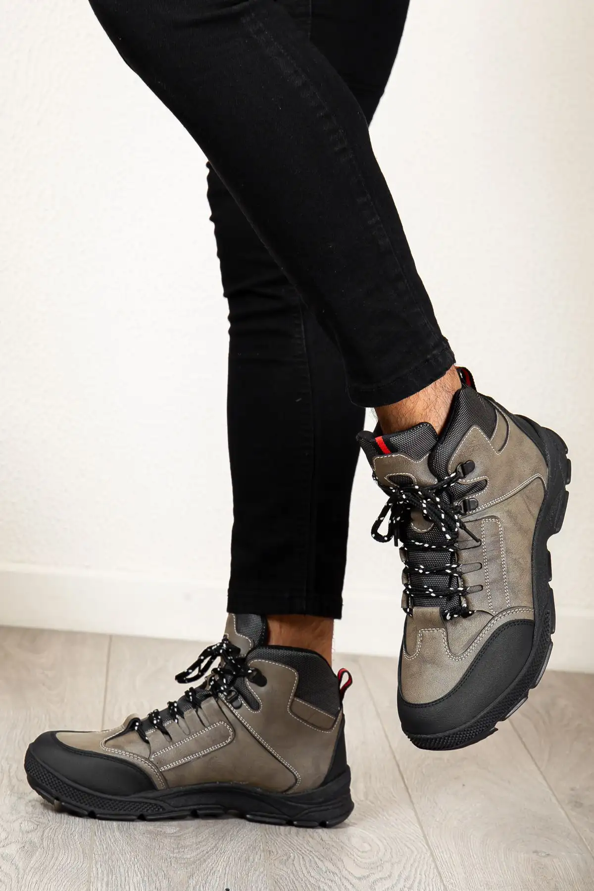 چکمه مردانه ضد سرما محصول تضمینی D00201 - 61 چکمه مردانه ضد سرما محصول تضمینی D00201 - 61