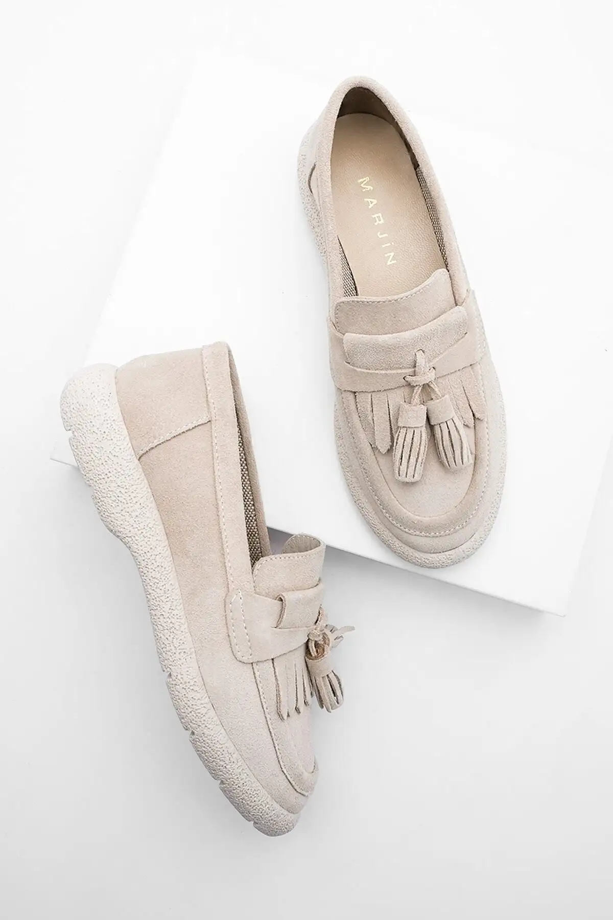 کفش راحتی زنانه چرم اصل سوما بژ جیر - 1279 کفش راحتی زنانه چرم اصل سوما بژ جیر - 1279