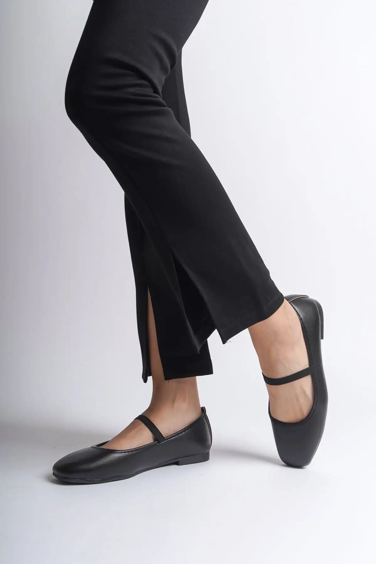 بالرین مات مشکی زنانه - 777 بالرین مات مشکی زنانه - 777