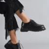 کفش زنانه چرم ضخیم روزانه چرم طبیعی مشکی Trc-216674 - 1283