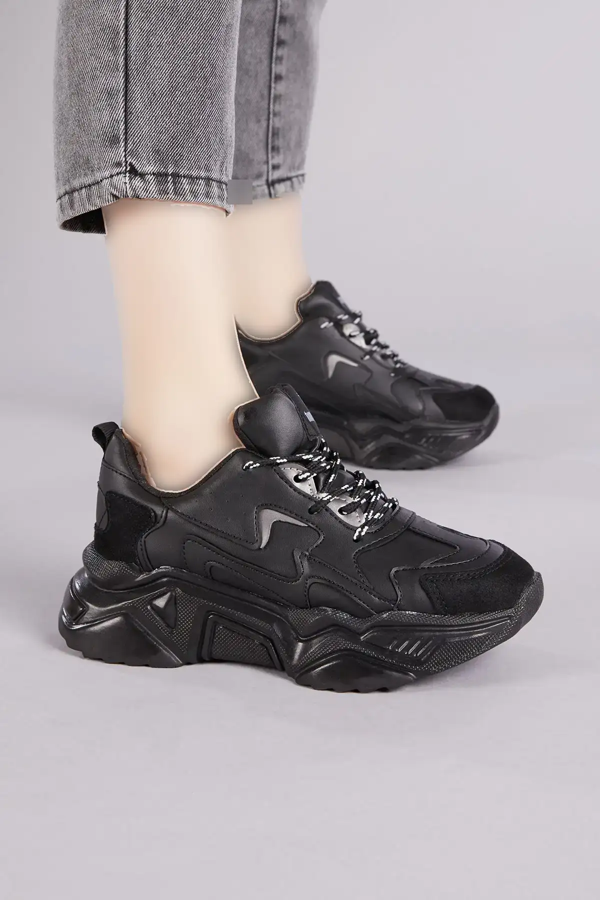 کفش اسپرت مشکی زنانه Dnz - 329 کفش اسپرت مشکی زنانه Dnz - 329