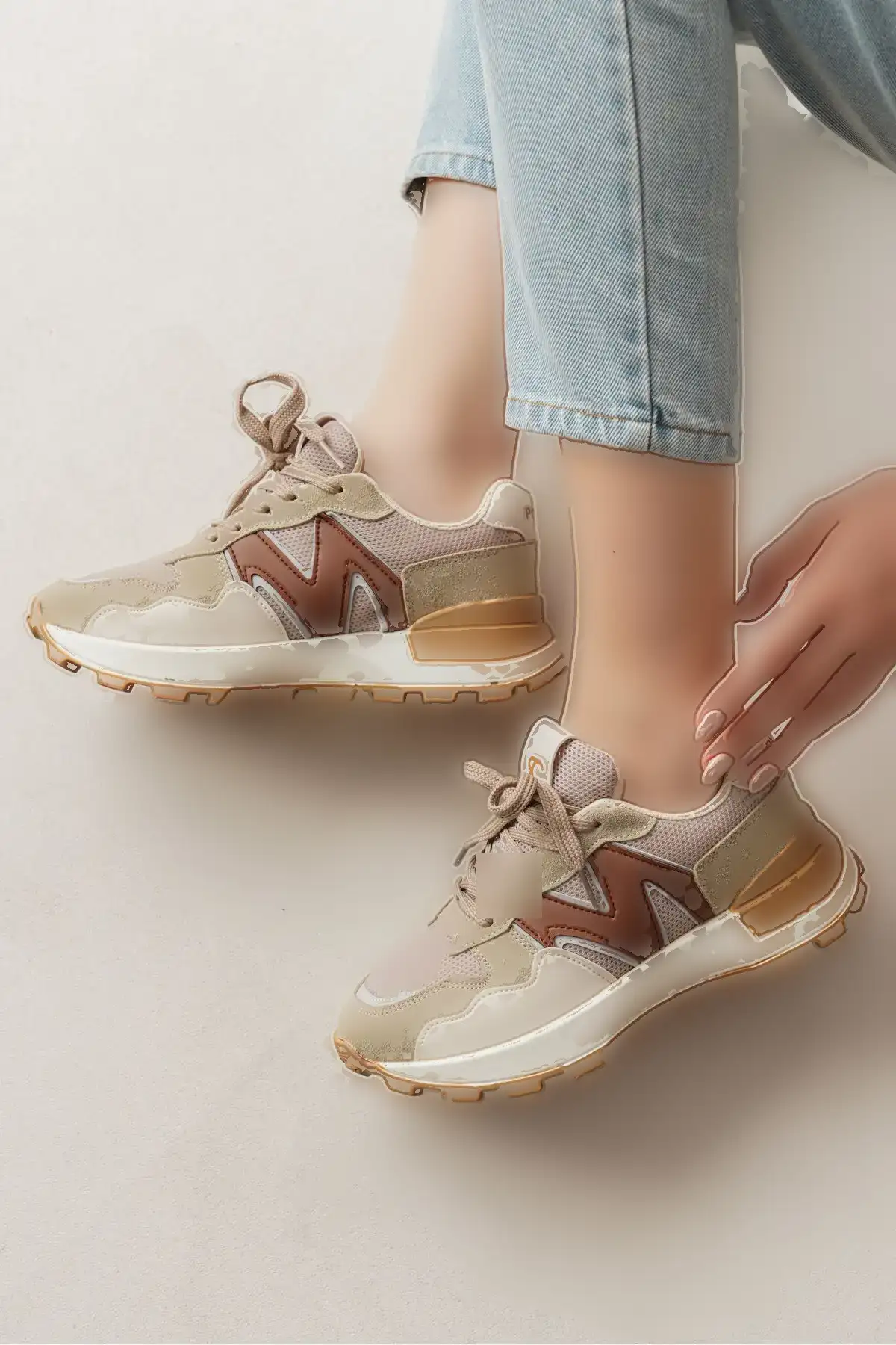 کفش کتانی زنانه 001210 بژ تابا - 360 کفش کتانی زنانه 001210 بژ تابا - 360