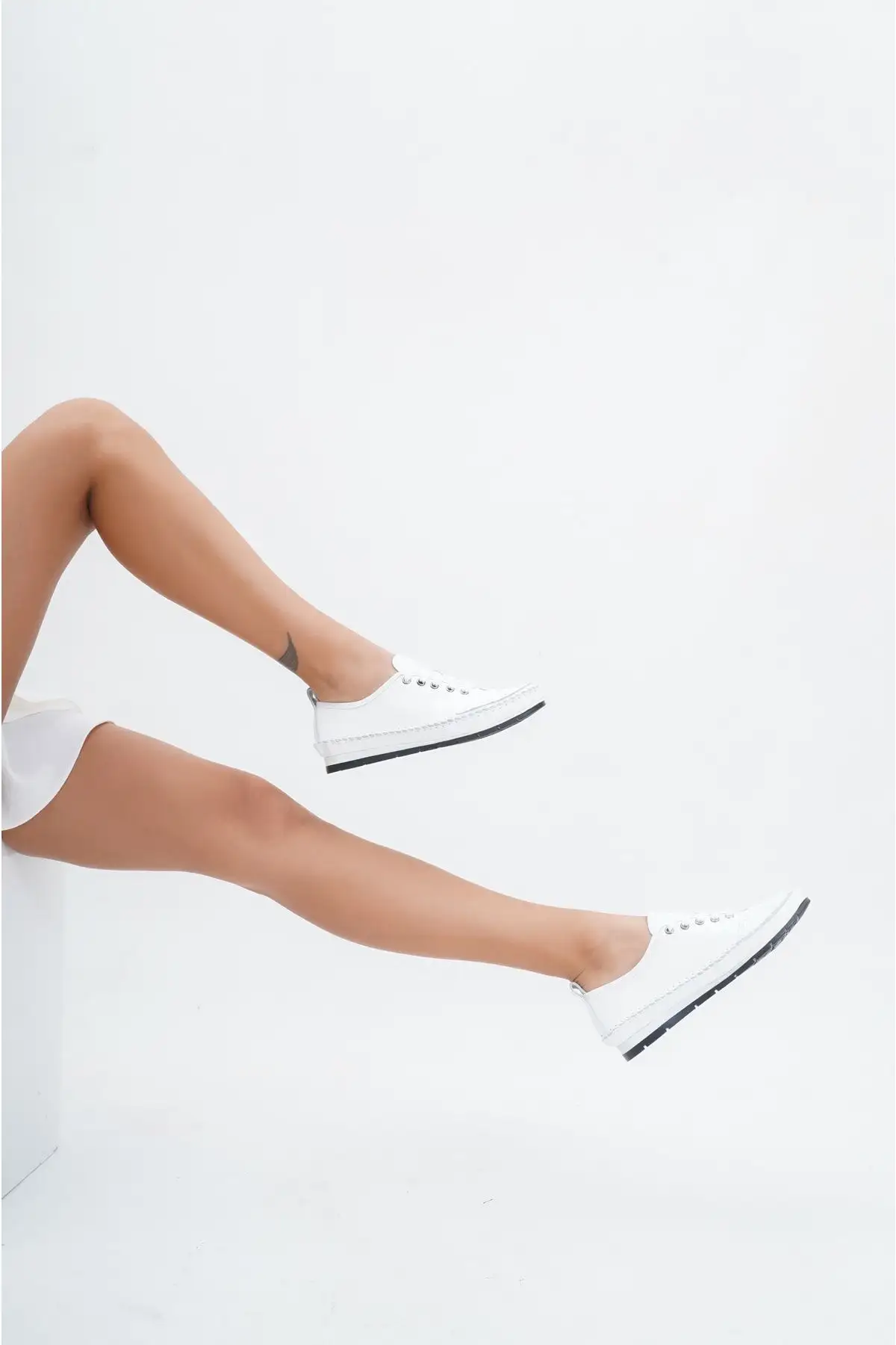 بالرین زنانه چرم سفید چرم اصل Dp16-0061 - 859 بالرین زنانه چرم سفید چرم اصل Dp16-0061 - 859