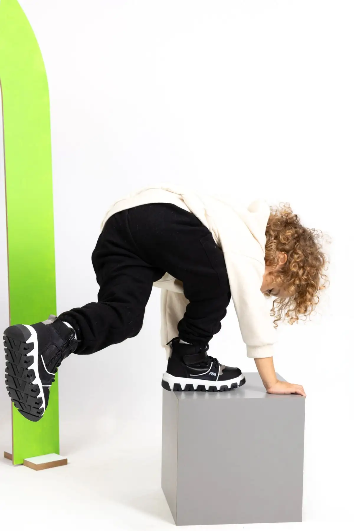 BOT LACık و Zipper Boy Bot Black - 2356 BOT LACık و Zipper Boy Bot Black - 2356