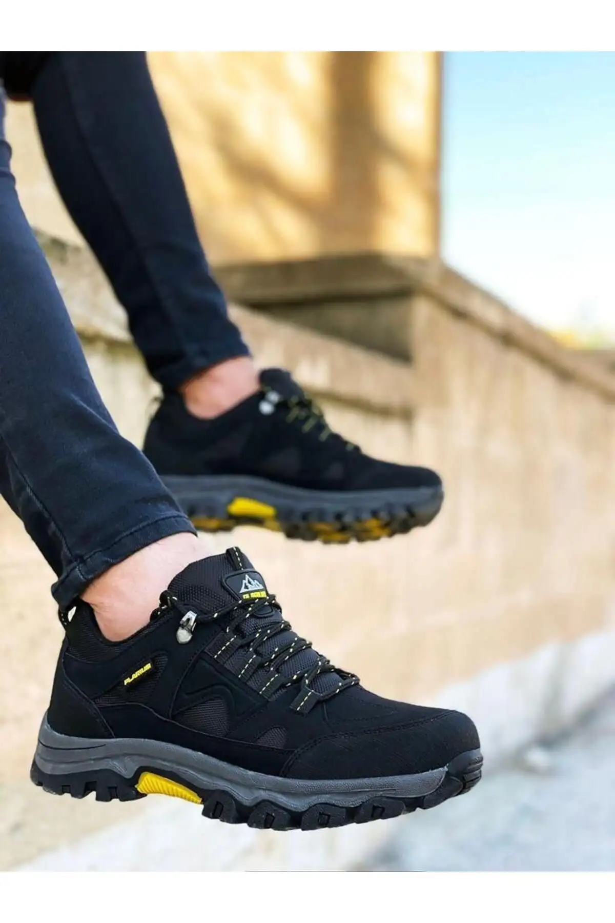 قایق کوتاه ردیابی زرد سیاه مردان - 2429 قایق کوتاه ردیابی زرد سیاه مردان - 2429