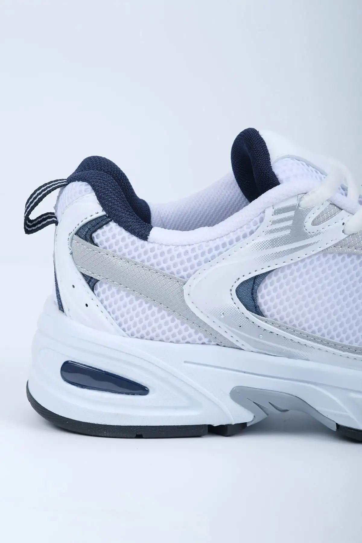 کفش اسپرت یونیسکس سفید - 2143