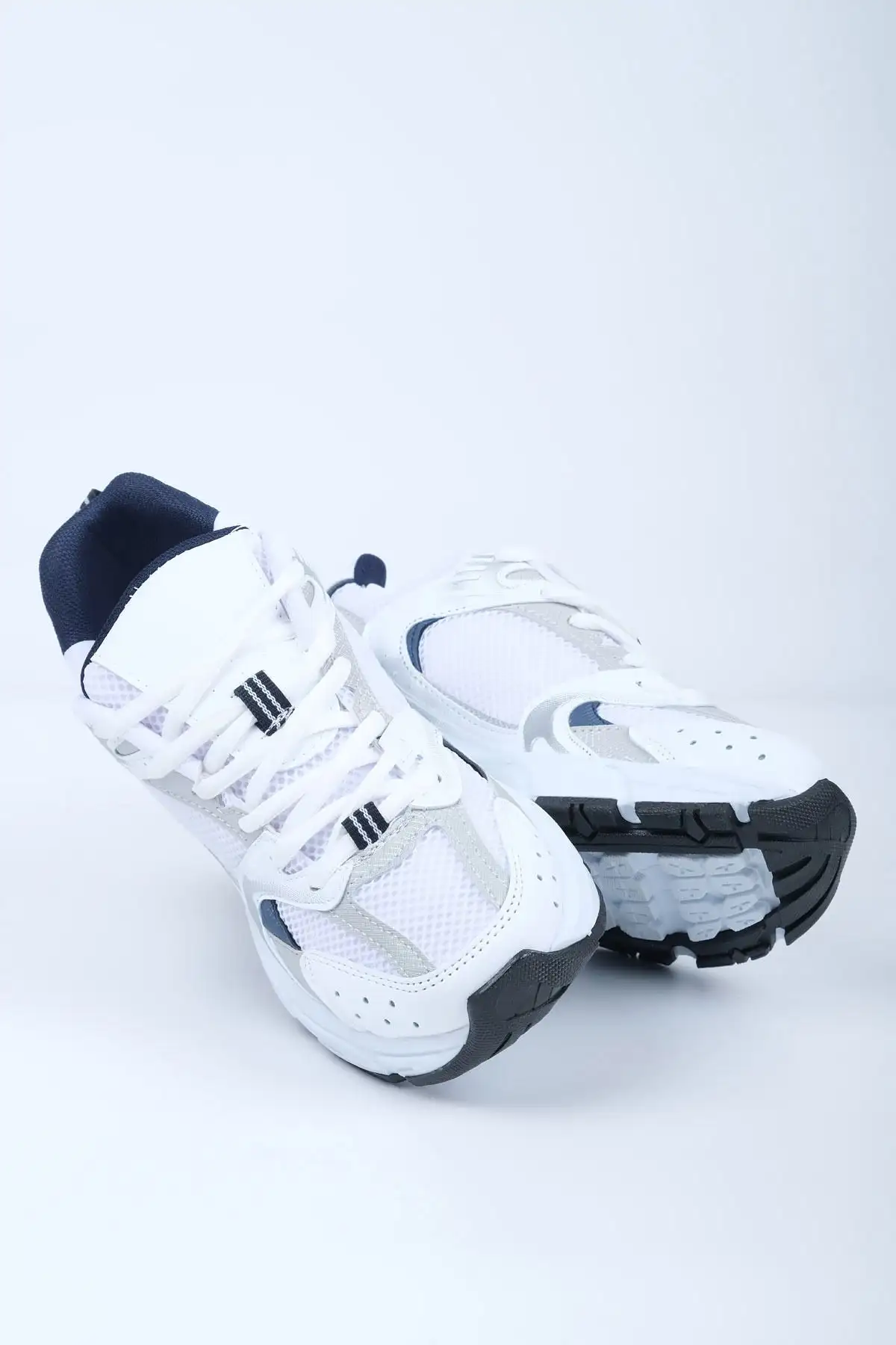 کفش اسپرت یونیسکس سفید - 2143