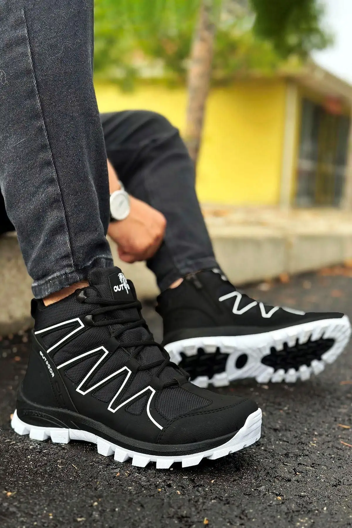 ربات پیاده روی در فضای باز مردانه سفید خیابان سفید - 2444 ربات پیاده روی در فضای باز مردانه سفید خیابان سفید - 2444