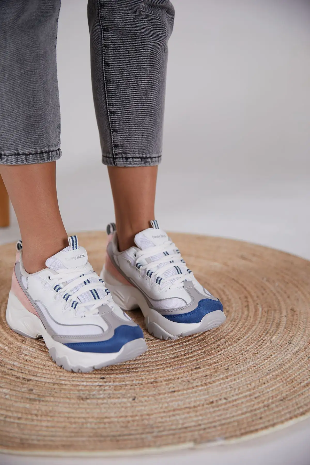 کفش های ورزشی اسپرت صورتی سفید TB7040 - 2298 کفش های ورزشی اسپرت صورتی سفید TB7040 - 2298