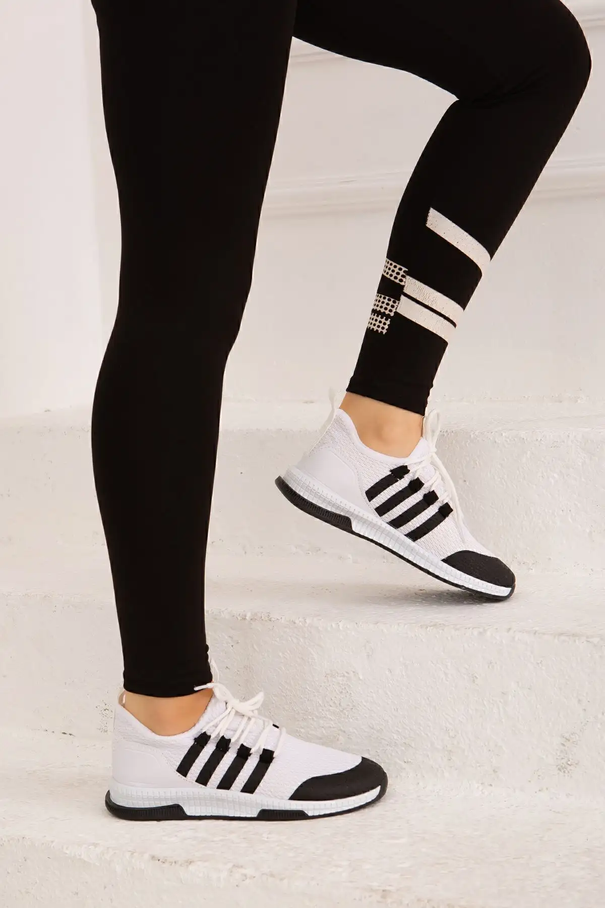 کفش ورزشی بافتنی مشکی سفید کفش پیاده روی و دویدن - 2194 کفش ورزشی بافتنی مشکی سفید کفش پیاده روی و دویدن - 2194