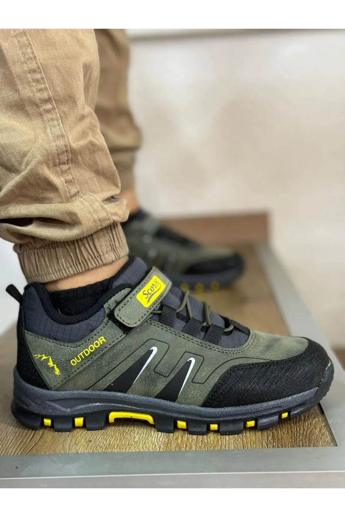 کفش های راه راه یونیسکس کوتاه بچه گانه اسپرت-خاکی-زرد - 1501