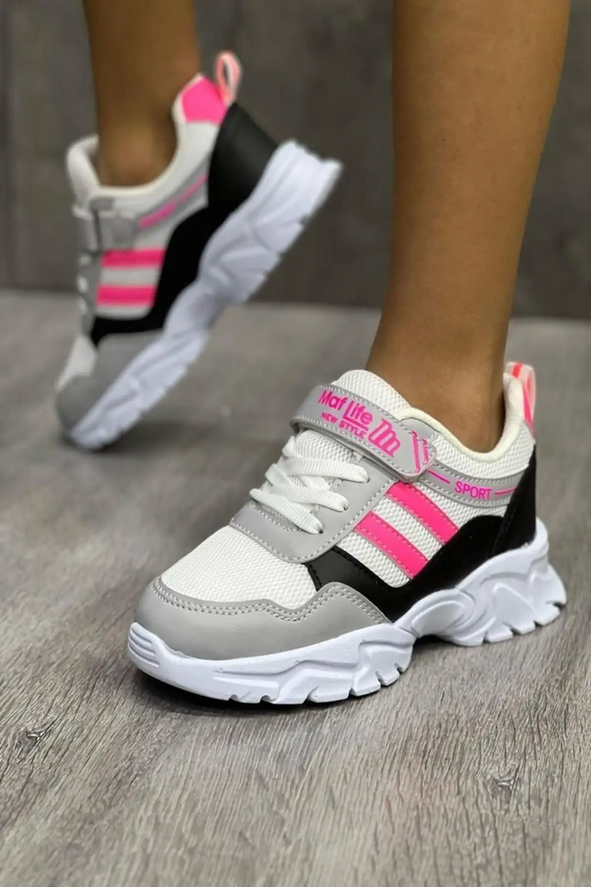 Elastic Velcro Soft Flexible Leatweight Treatable Unisex Shoes Sports Sneaker بچه گانه - 1413 Elastic Velcro Soft Flexible Leatweight Treatable Unisex Shoes Sports Sneaker بچه گانه - 1413