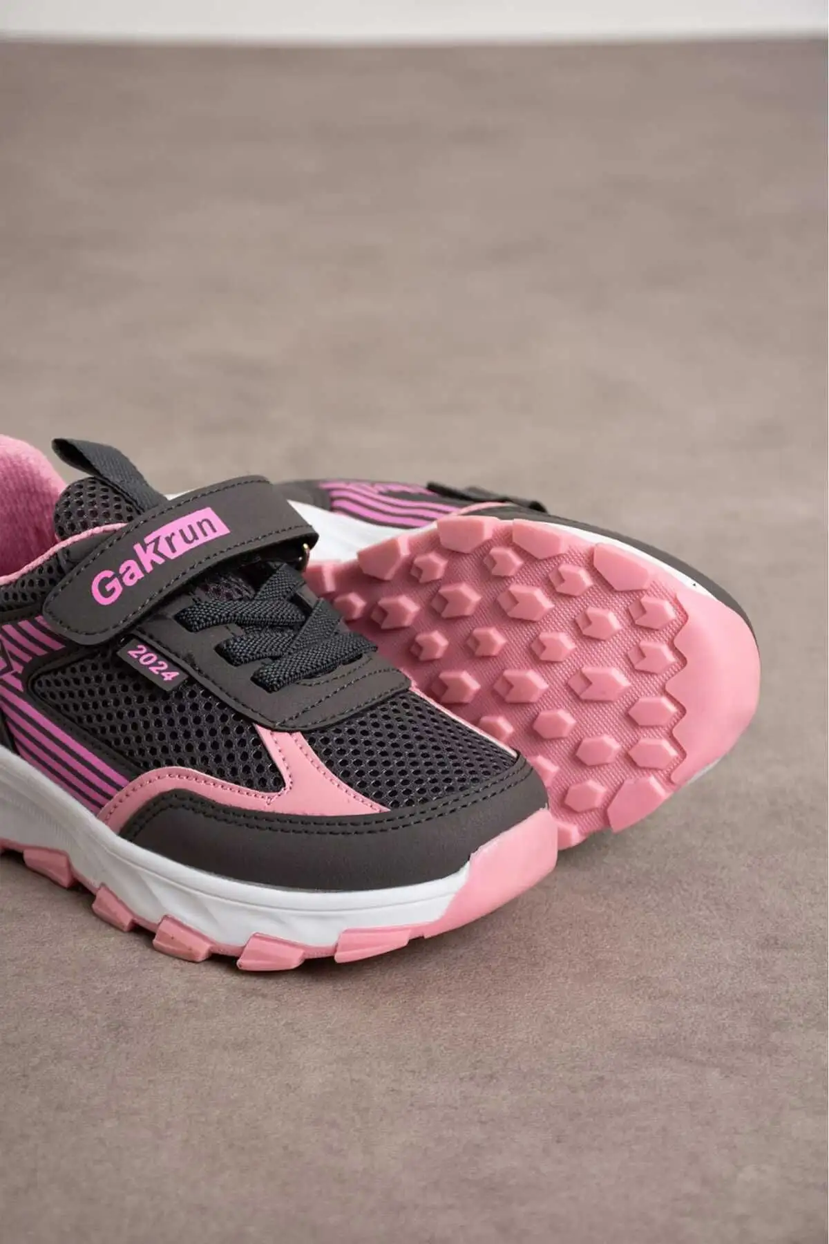 یونیسکس بچه گانه Velcro elastic کفش کتانی راحت روزانه anorak کفش ورزشی زیره پلی سبک وزن - 1609 یونیسکس بچه گانه Velcro elastic کفش کتانی راحت روزانه anorak کفش ورزشی زیره پلی سبک وزن - 1609