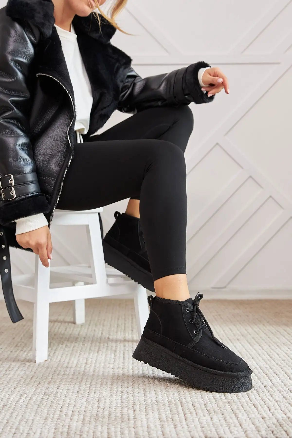 Heribo Black با قایق توری پایه ضخیم پشمی - 2394 Heribo Black با قایق توری پایه ضخیم پشمی - 2394