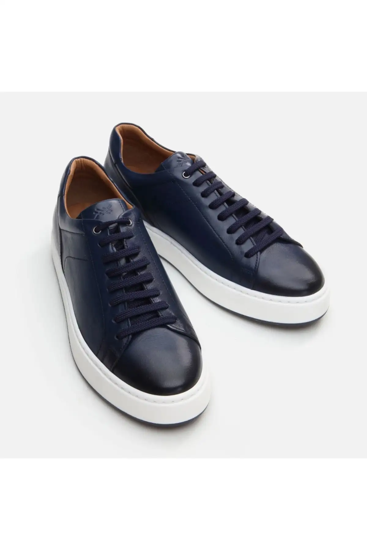 کفش راحتی مردانه آبی سرمه ای چرم اصل - 1879 کفش راحتی مردانه آبی سرمه ای چرم اصل - 1879