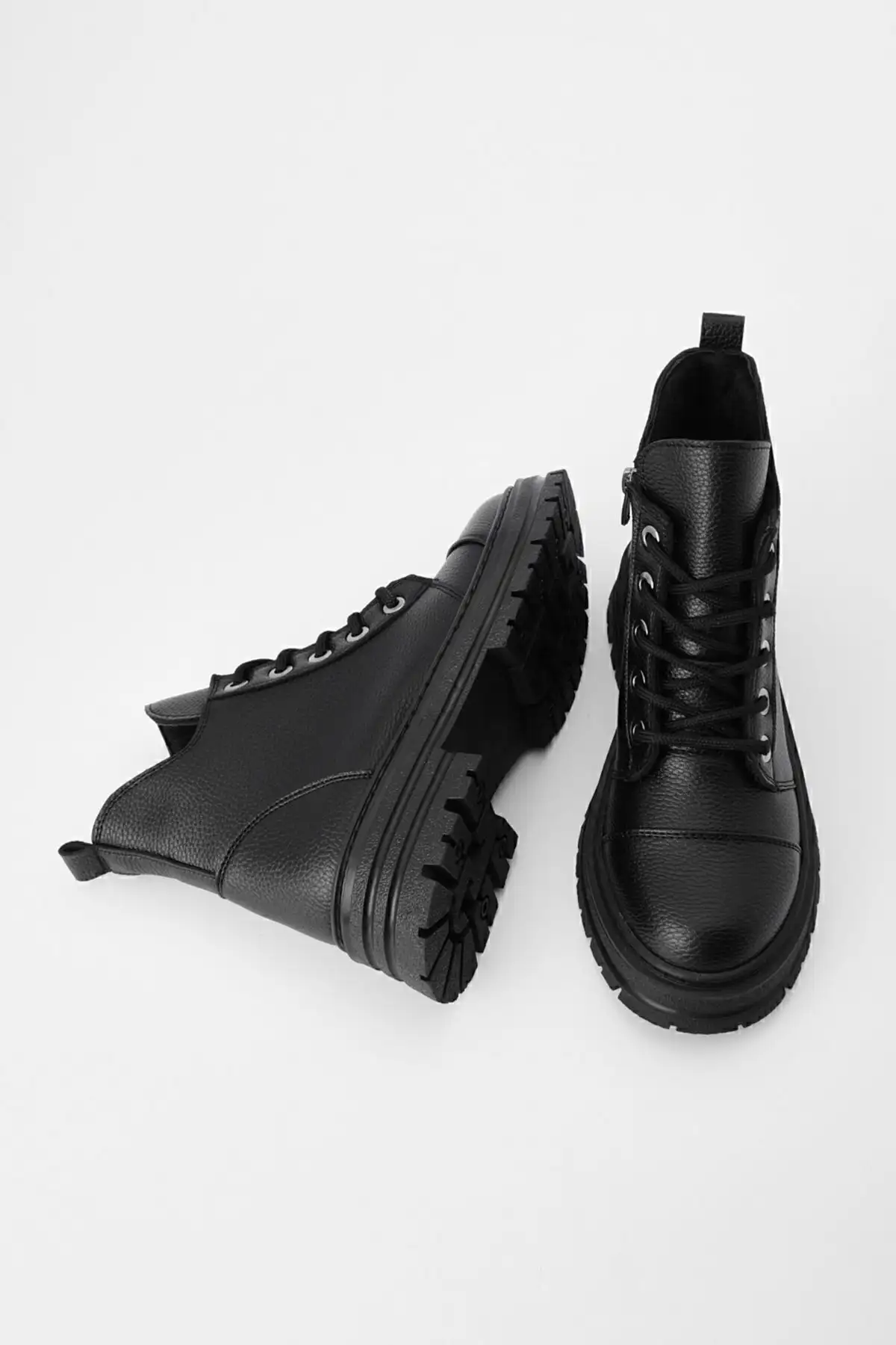 توری زنانه -up پایه ضخیم قایق پستال Konifa Black - 2400 توری زنانه -up پایه ضخیم قایق پستال Konifa Black - 2400