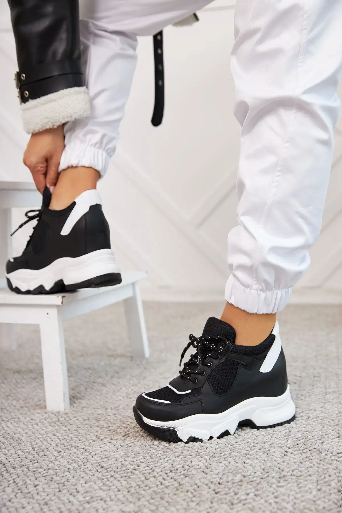 پاشنه های پر شده سیاه Aleso با کفش ورزشی ضخیم زنان کفش ورزشی - 2249 پاشنه های پر شده سیاه Aleso با کفش ورزشی ضخیم زنان کفش ورزشی - 2249