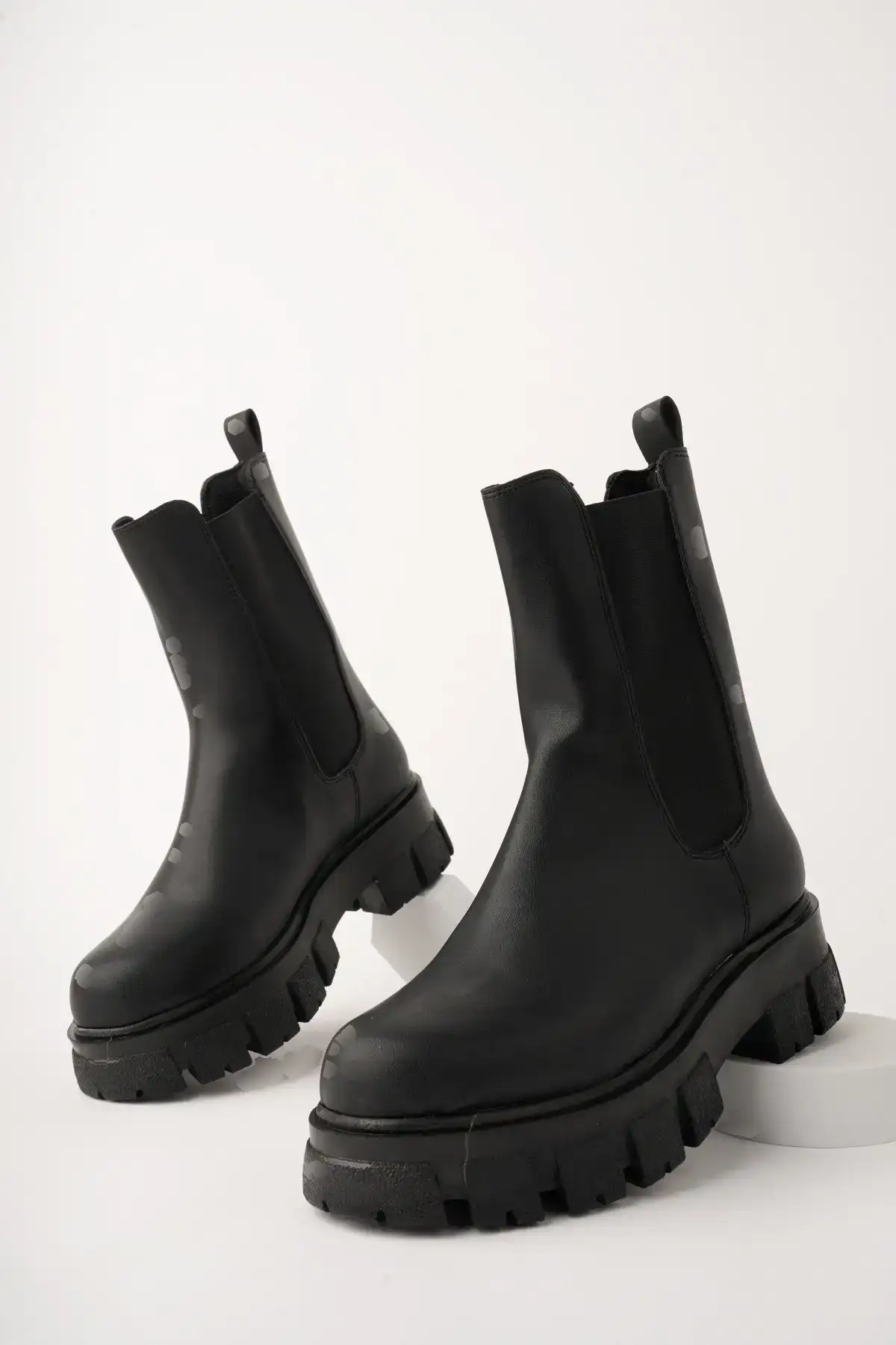 قایق پایه ضخیم لاستیک سیاه - 2378 قایق پایه ضخیم لاستیک سیاه - 2378