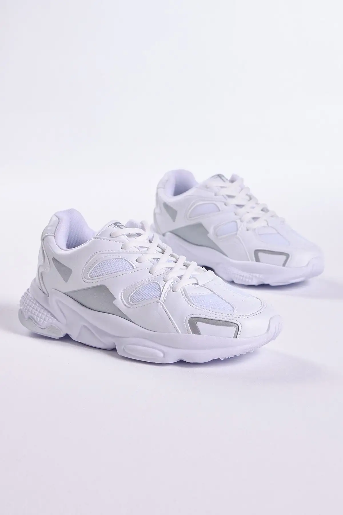 کفش اسپرت یونیسکس سفید Tb252 - 2261