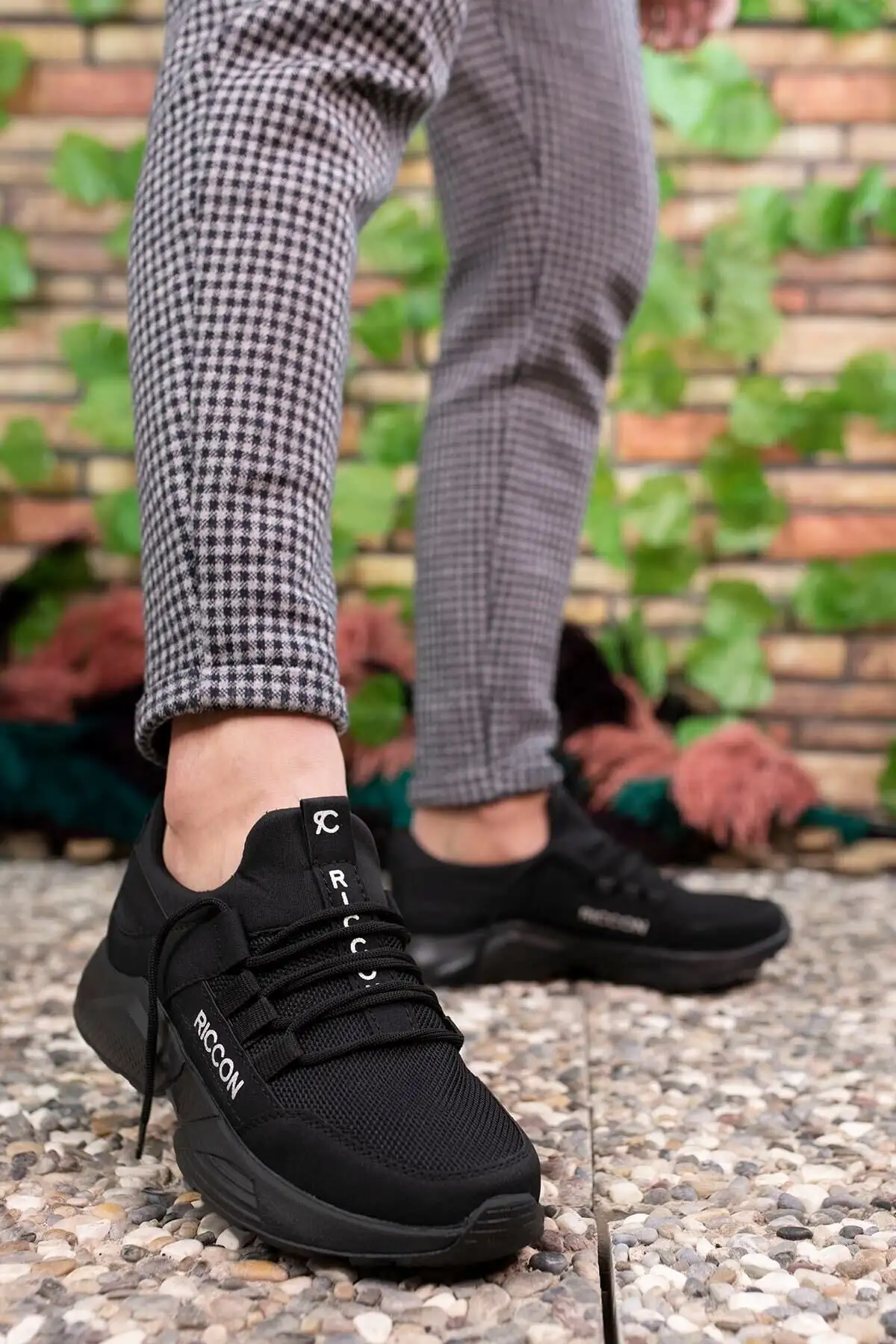 کفش ورزشی یونیسکس مشکی 0012072 - 2135 کفش ورزشی یونیسکس مشکی 0012072 - 2135