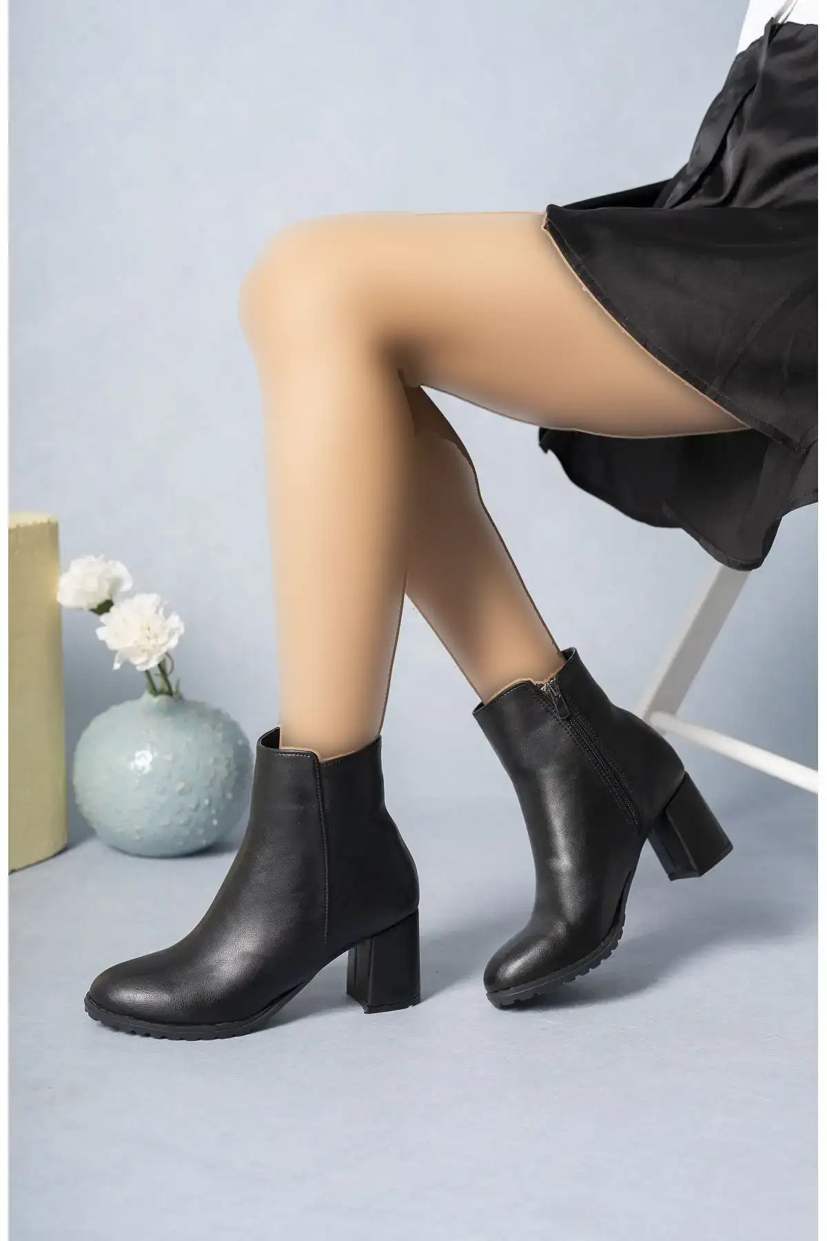 زن پاشنه چرمی وگان سیاه Bot Qadın Qara - 2380 زن پاشنه چرمی وگان سیاه Bot Qadın Qara - 2380