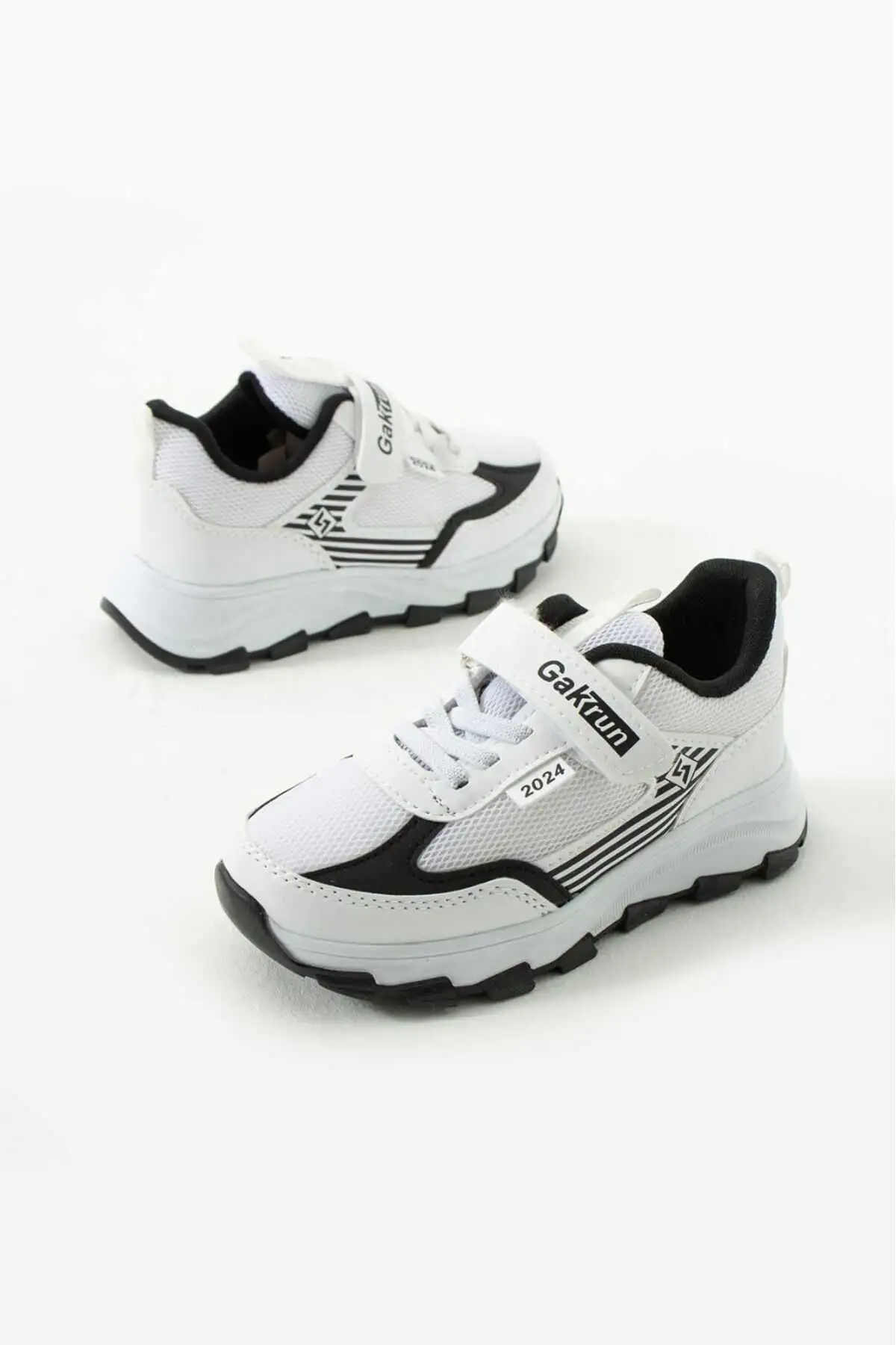 کفش ورزشی یونیسکس بچه گانه کش دار راحت روزانه anorak کفش ورزشی زیره پلی سبک وزن - 1440 کفش ورزشی یونیسکس بچه گانه کش دار راحت روزانه anorak کفش ورزشی زیره پلی سبک وزن - 1440