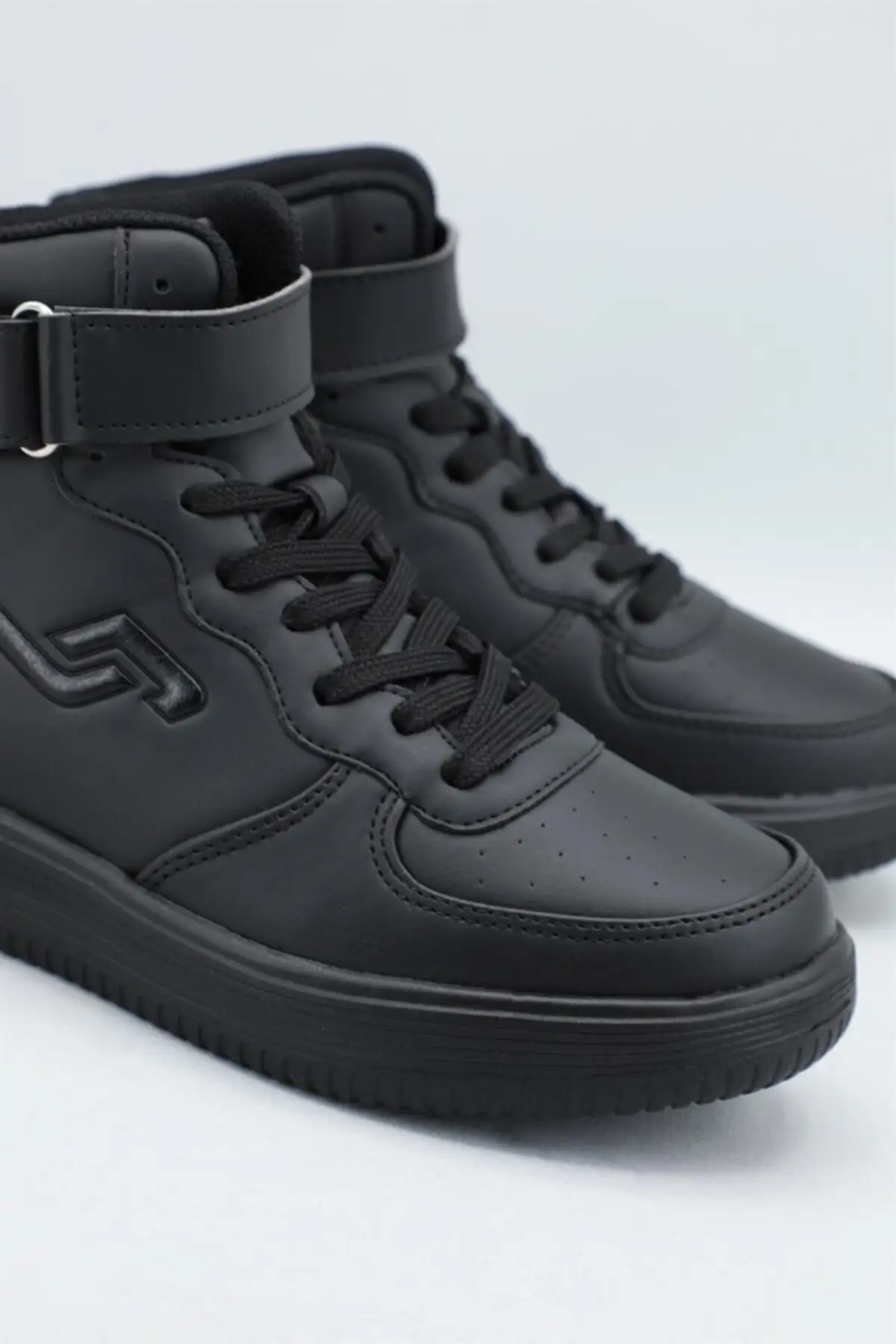 کفش اسپرت یونیسکس مشکی روزانه 16308 - 1795 کفش اسپرت یونیسکس مشکی روزانه 16308 - 1795