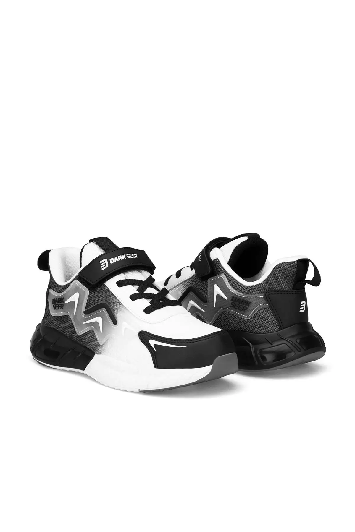 کفش ورزشی بچه گانه DS Mirana White Black - 1383 کفش ورزشی بچه گانه DS Mirana White Black - 1383