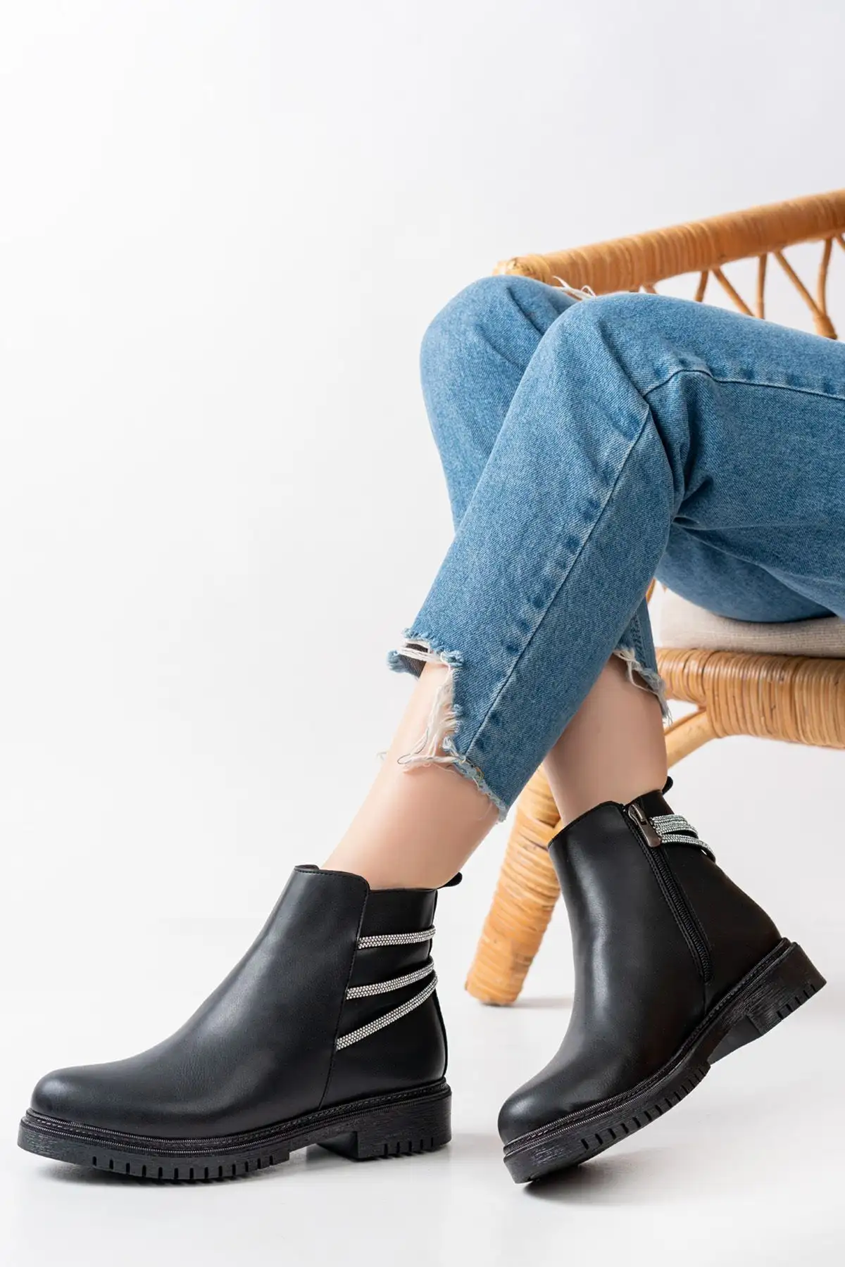 روبان سنگی سیاه مات مات به تفصیل زیپ زمرد فصل کلاسیک زنان کلاسیک بوته کوتاه - 2382 روبان سنگی سیاه مات مات به تفصیل زیپ زمرد فصل کلاسیک زنان کلاسیک بوته کوتاه - 2382